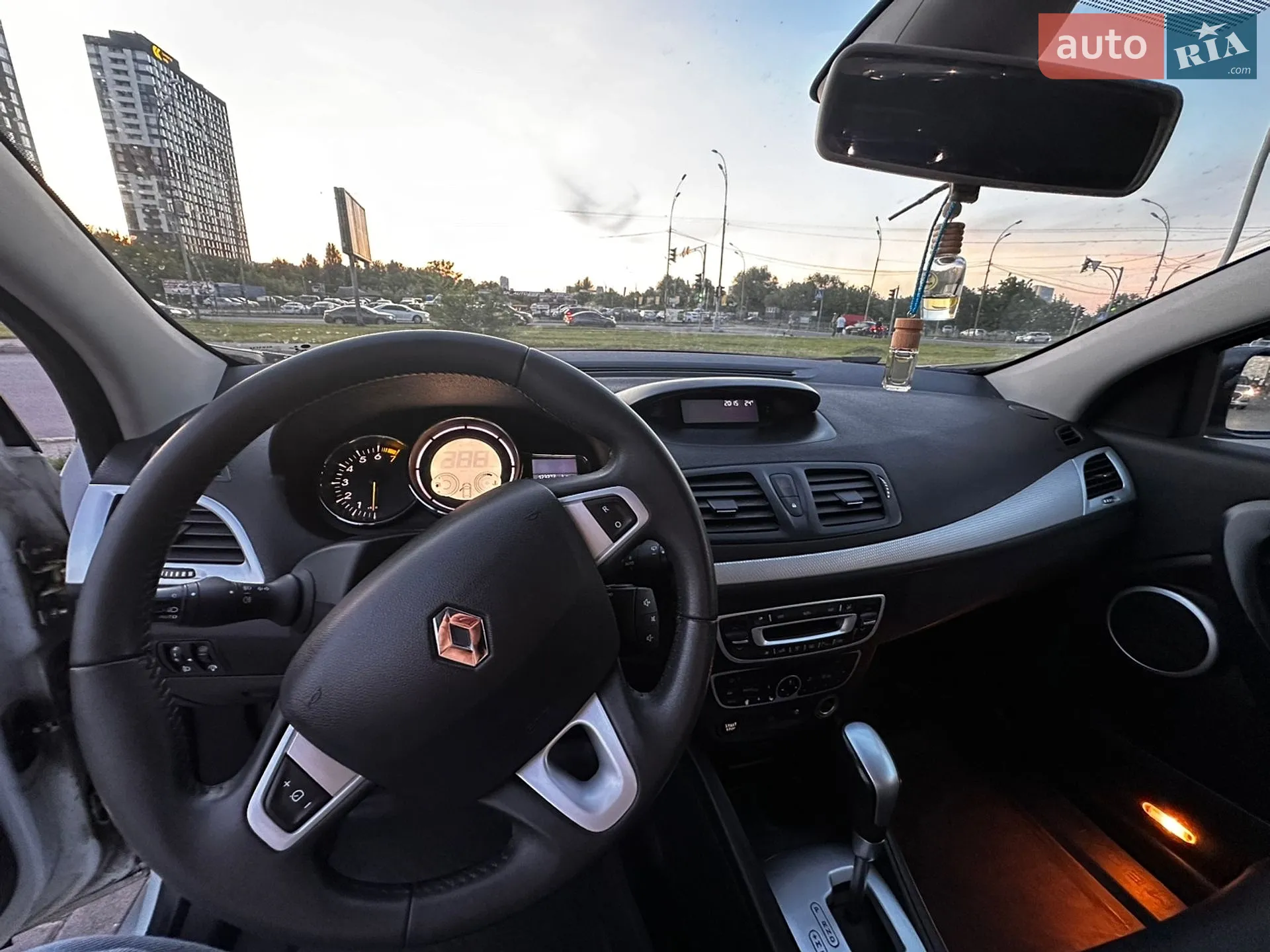 2012 Renault Megane - мініатюра 22