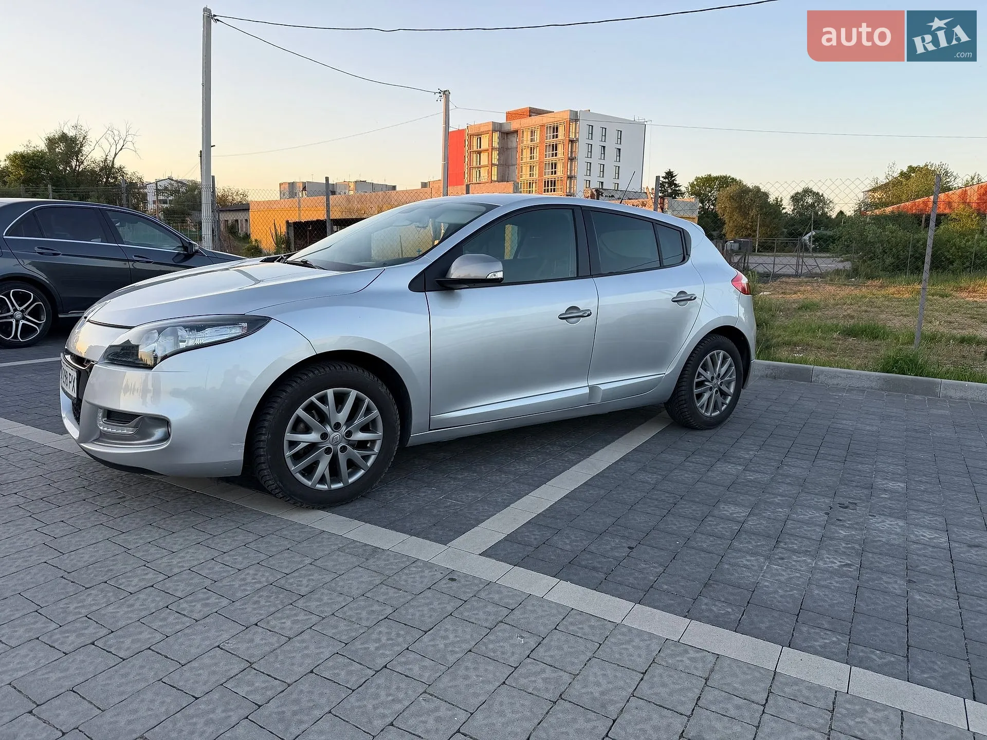 Renault Megane 2013 VIN VF1BZ110649170894 фото оголошення 2 з 32