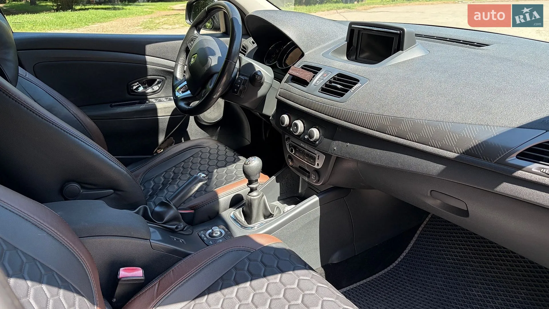 2013 Renault Megane - мініатюра 28