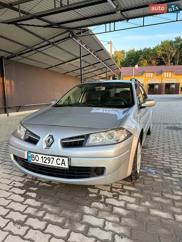 2010 Renault Megane - мініатюра 20