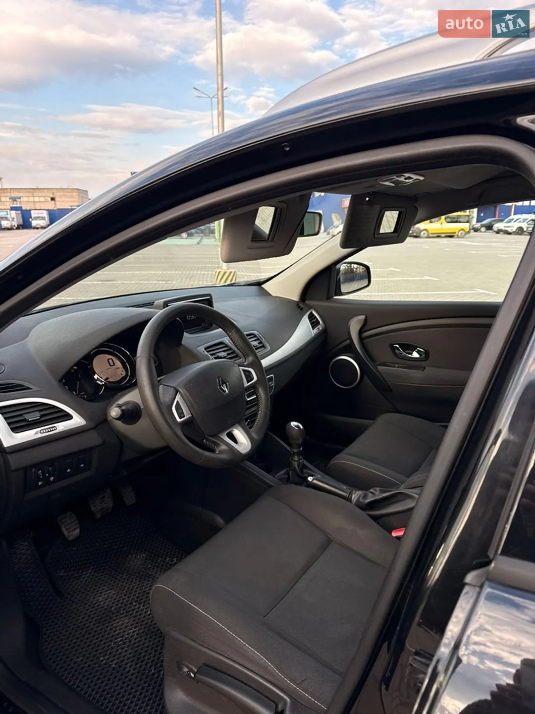 2012 Renault Megane - мініатюра 14