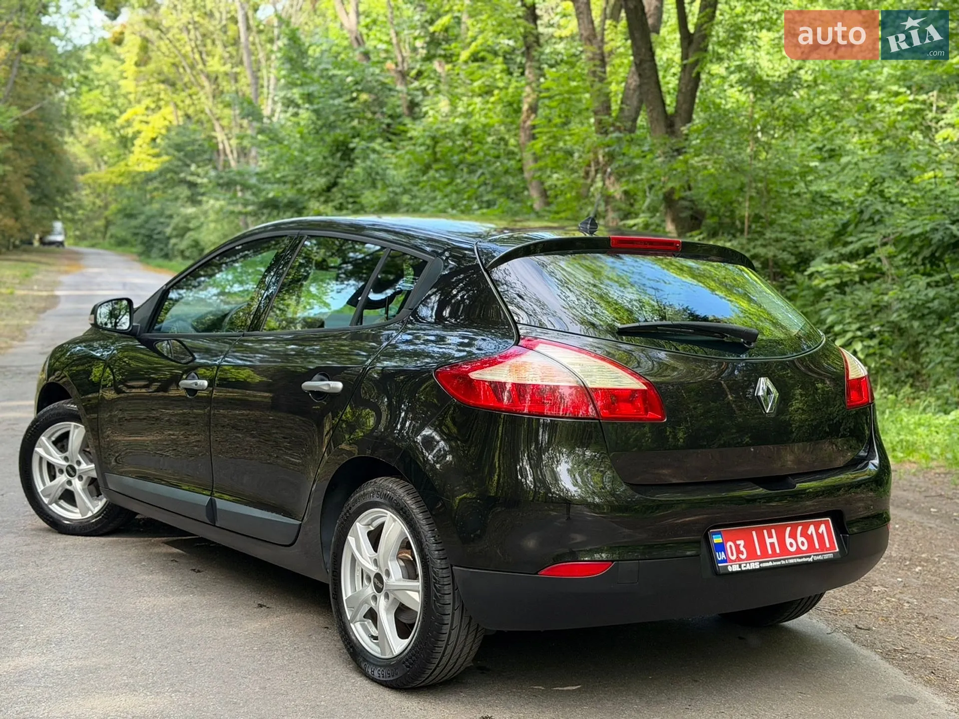 2010 Renault Megane - мініатюра 18