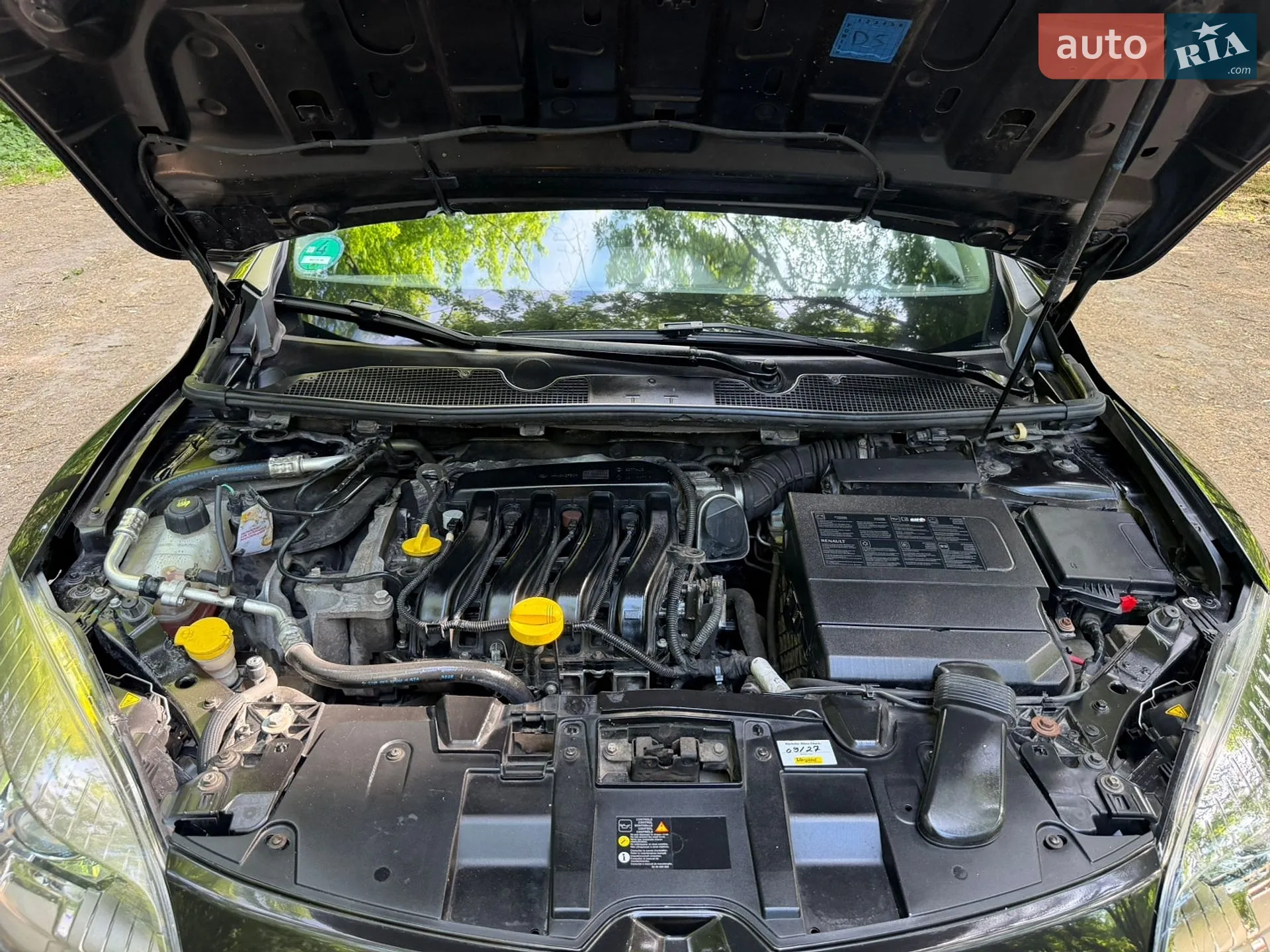 2010 Renault Megane - мініатюра 39