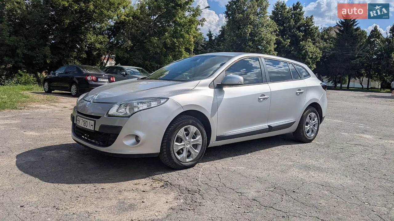 2010 Renault Megane - мініатюра 18