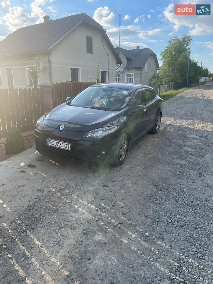 2012 Renault Megane - мініатюра 12