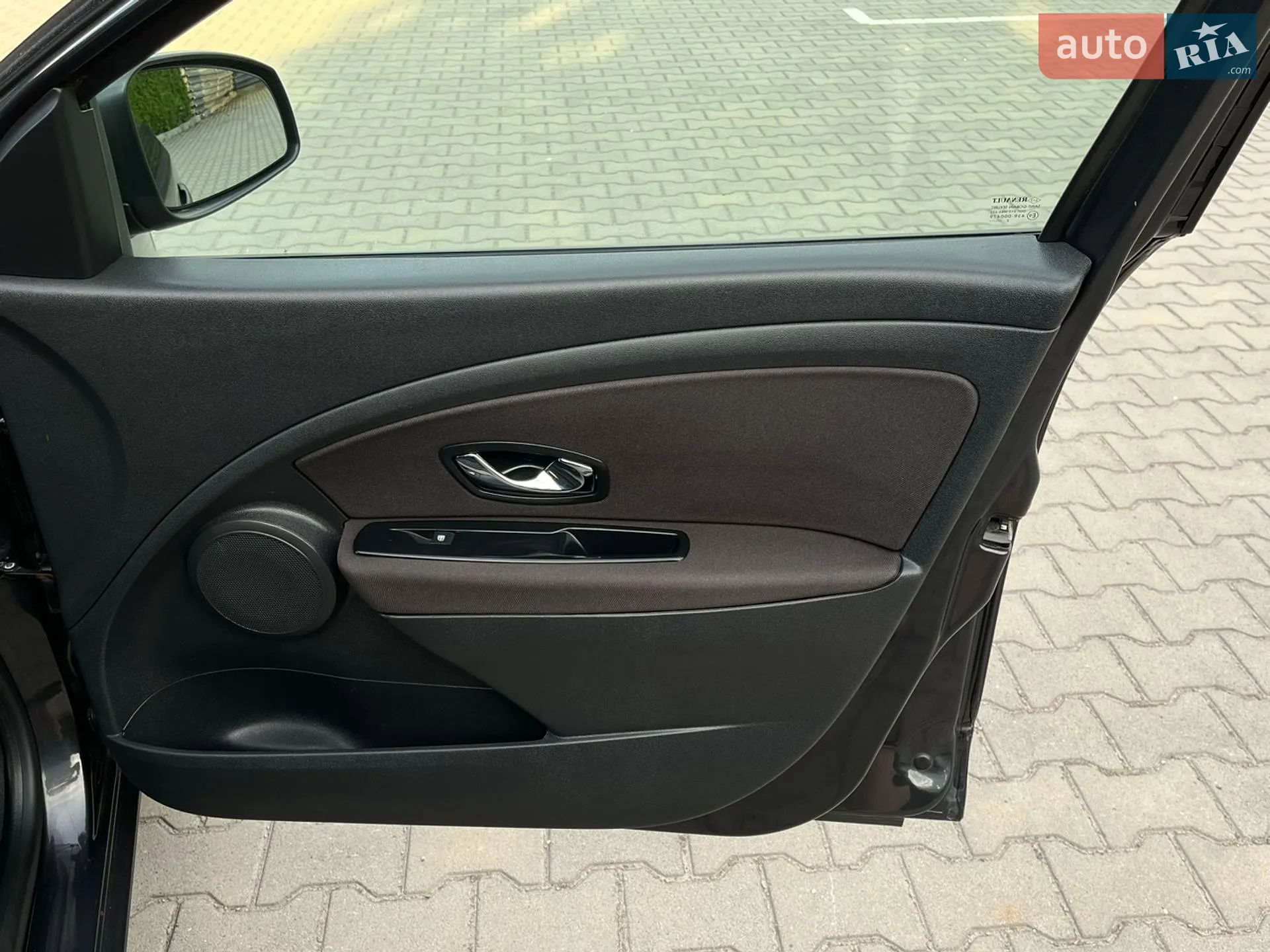2012 Renault Megane - мініатюра 29