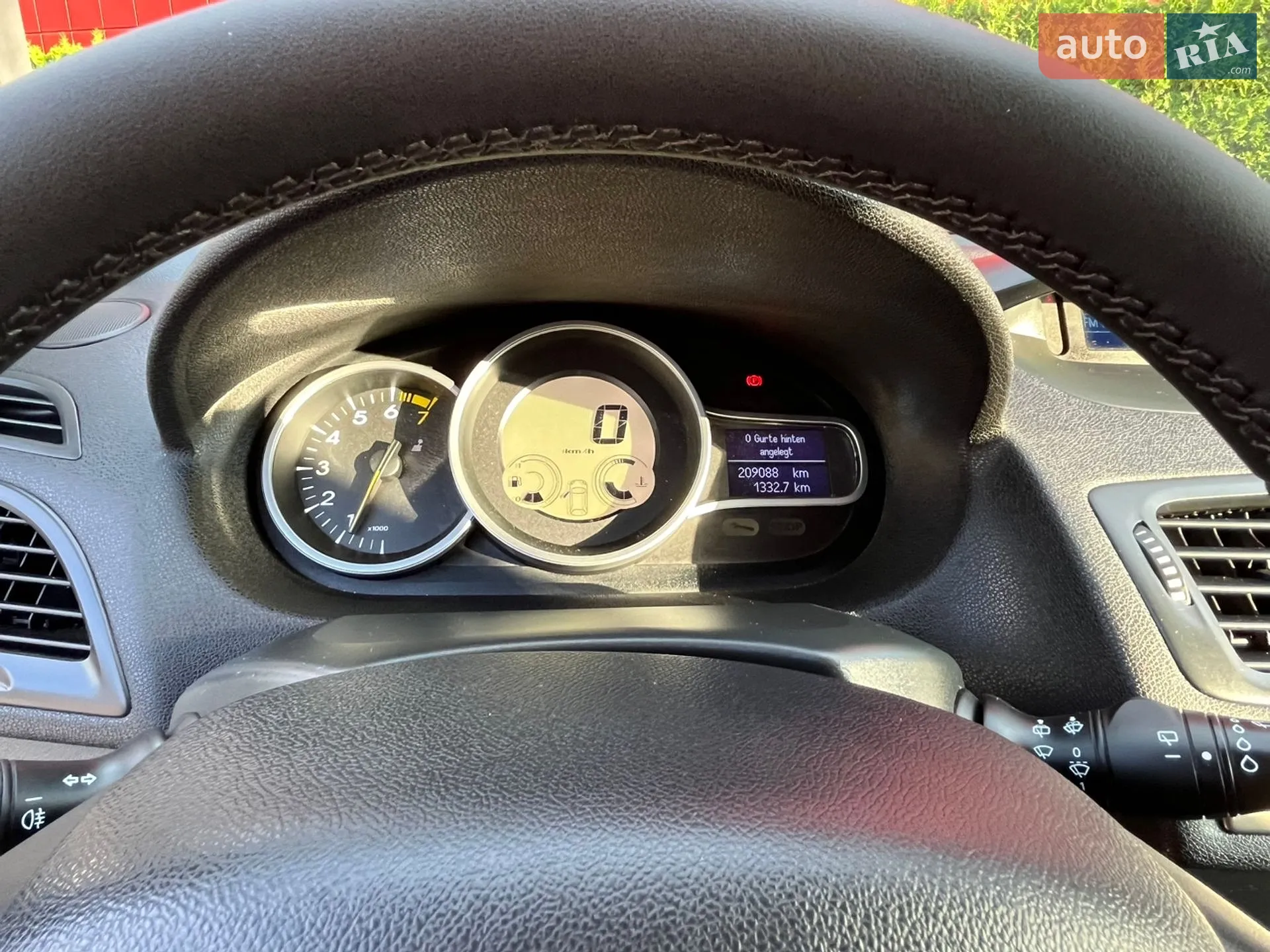 2012 Renault Megane - мініатюра 39