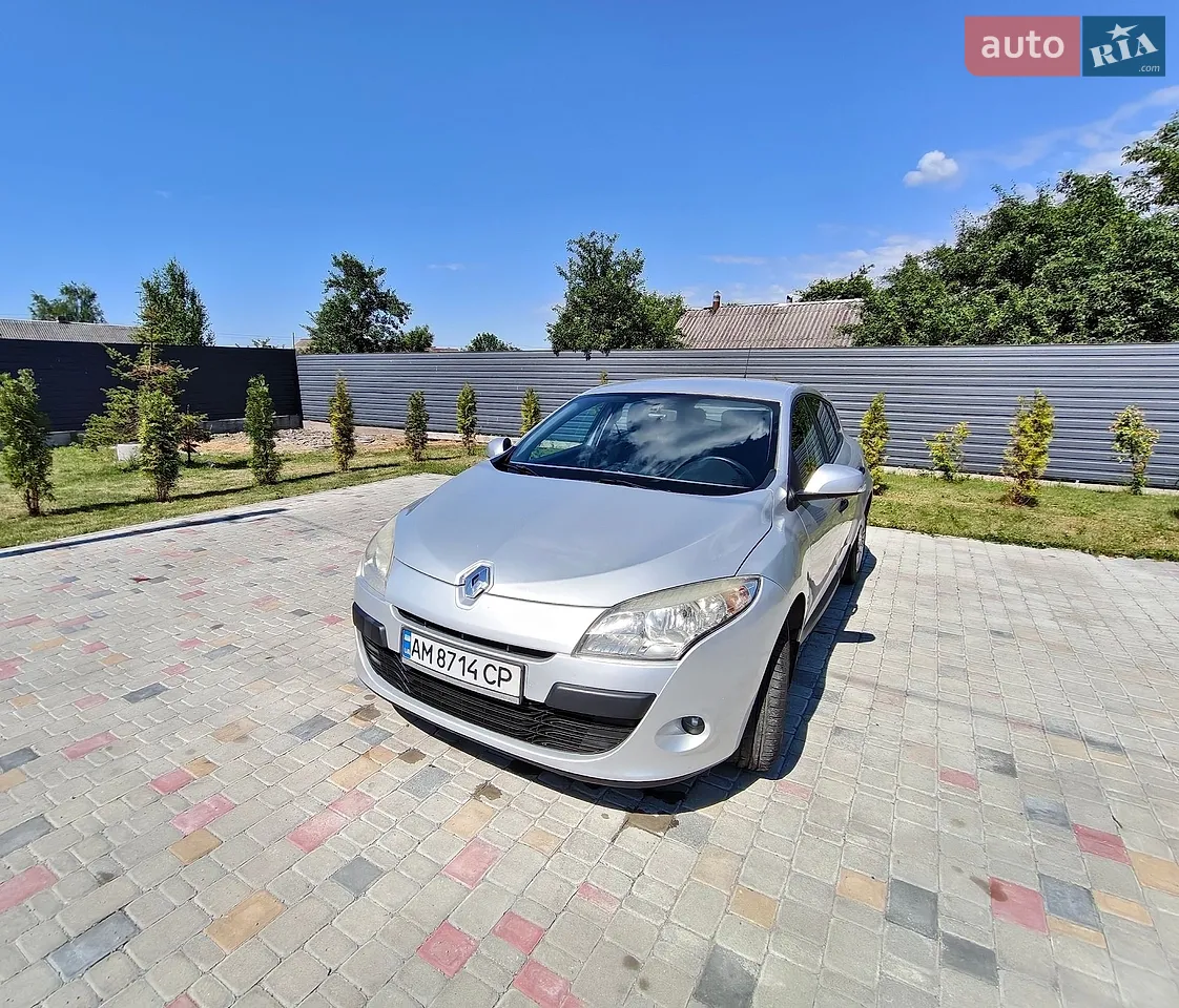 2010 Renault Megane - мініатюра 20