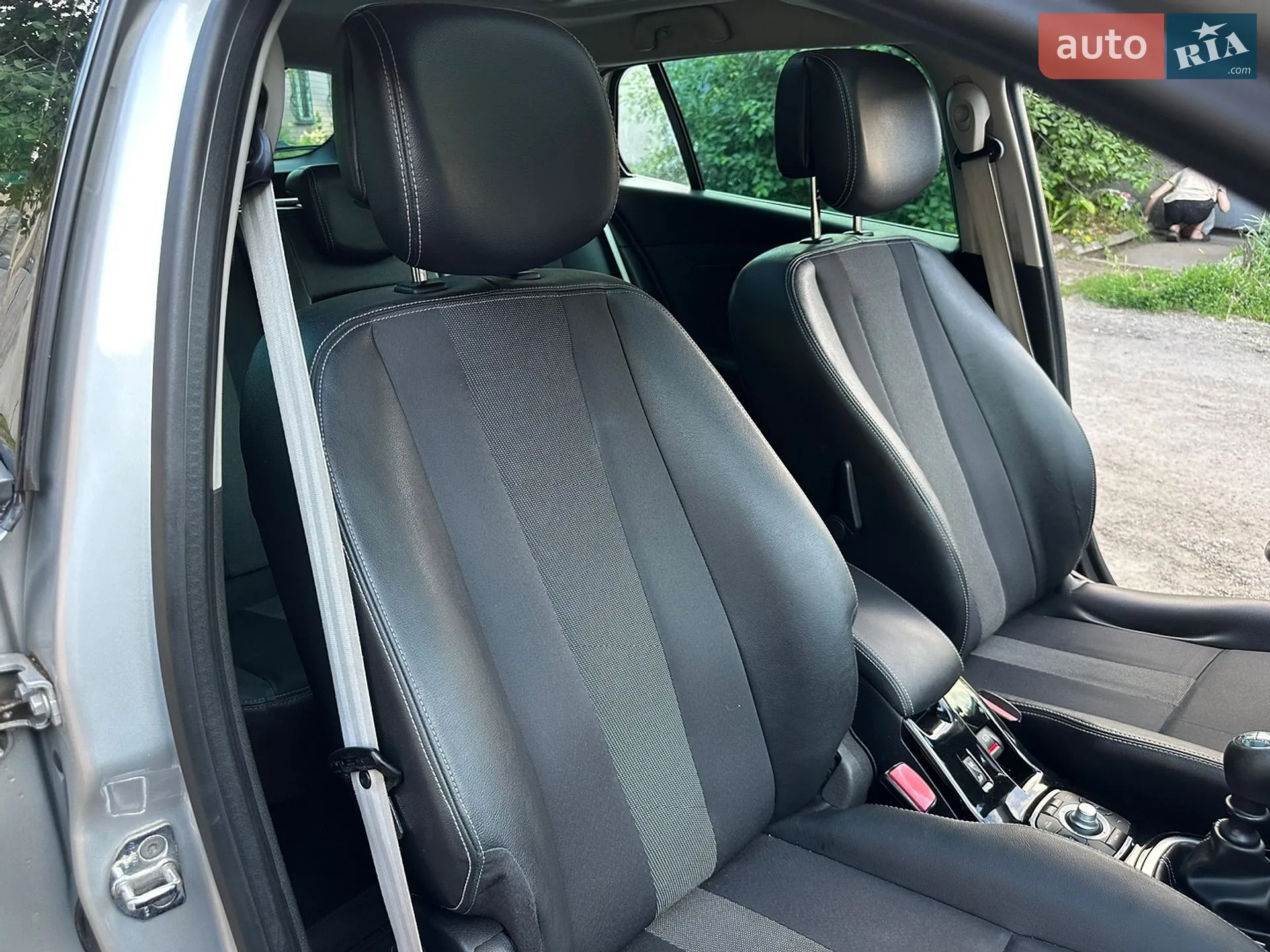 2011 Renault Megane - мініатюра 27