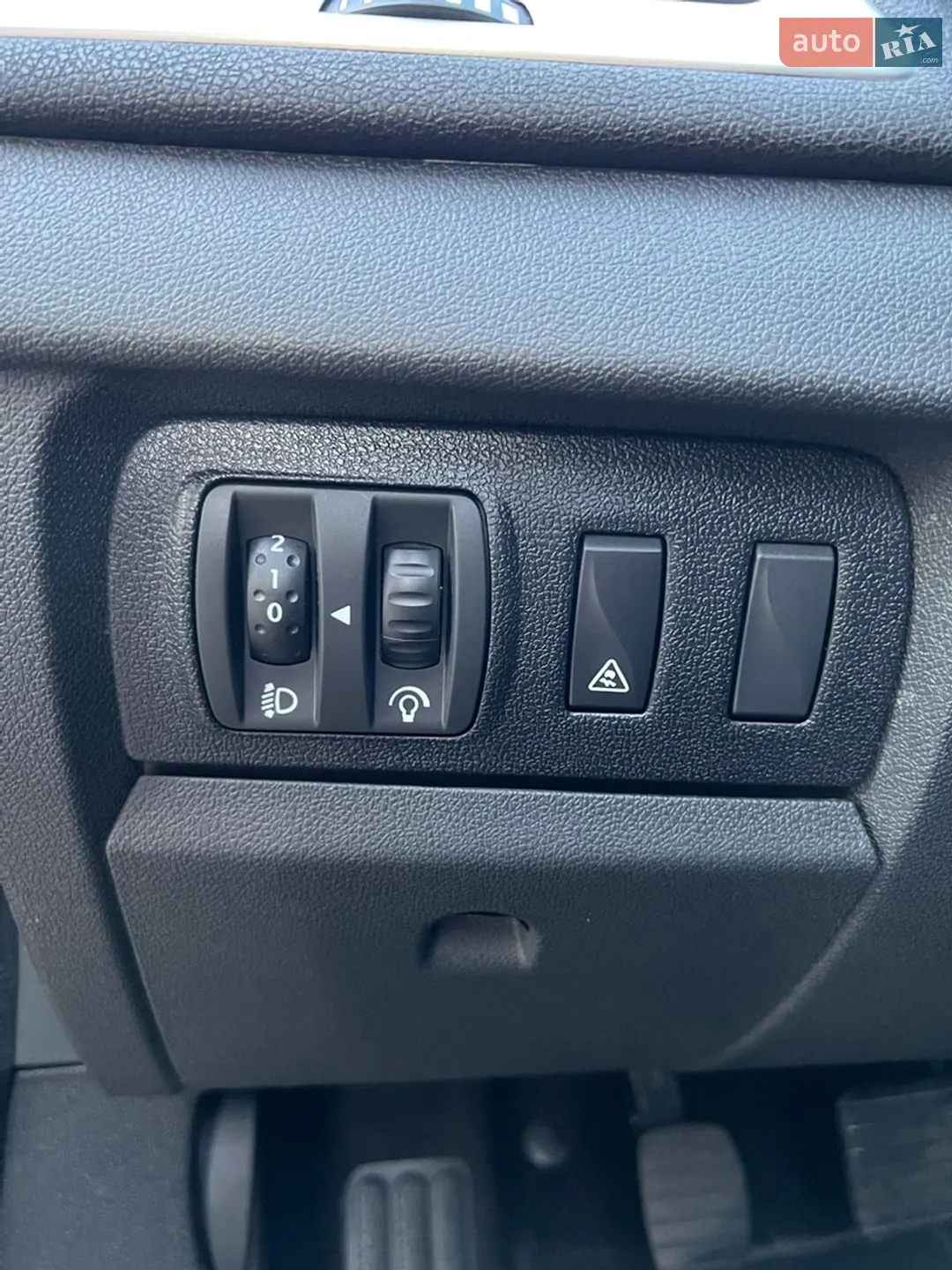 2012 Renault Megane - мініатюра 32