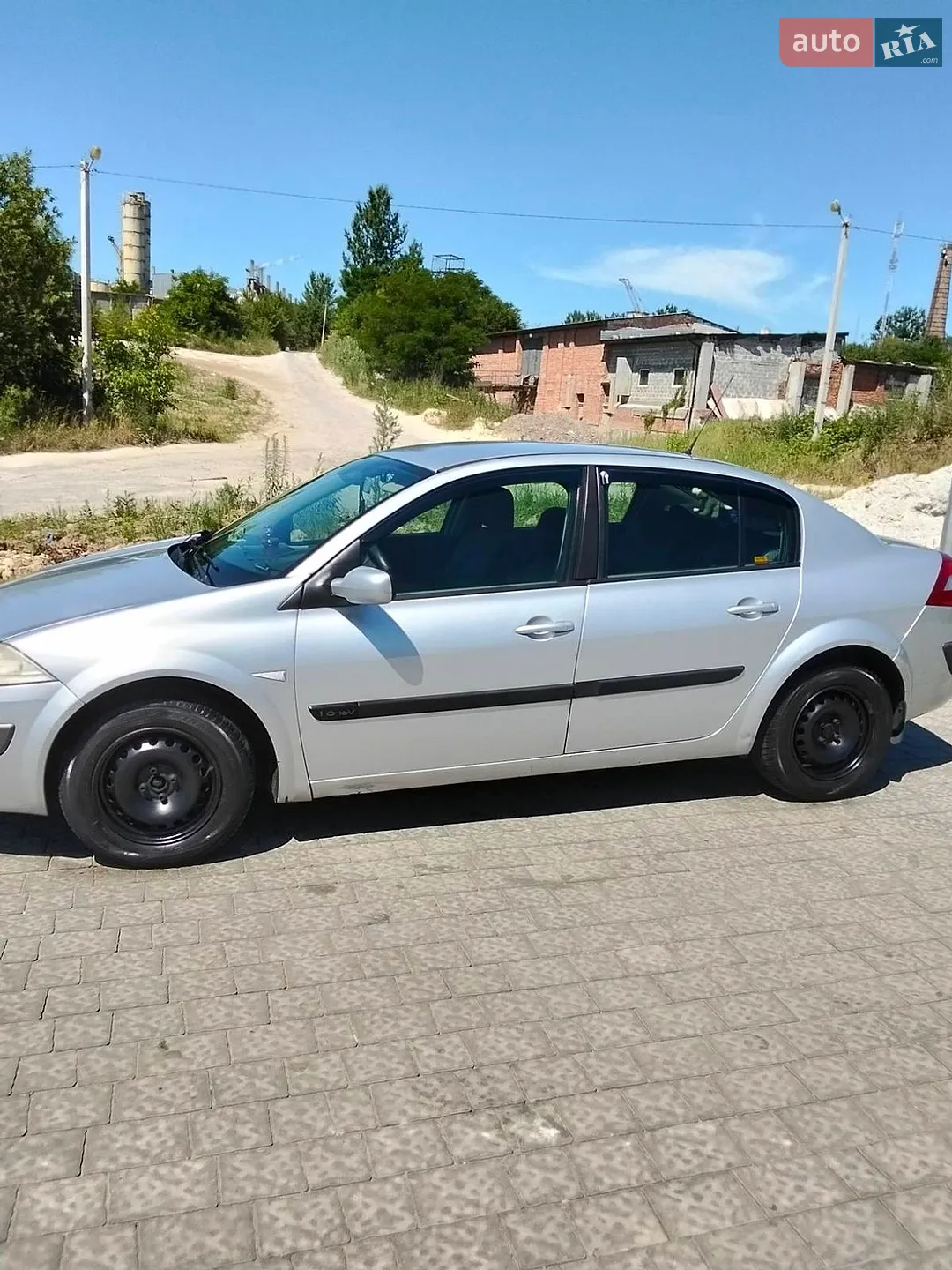 Renault Megane 2004 VIN VF1LM0C0H33073076 фото оголошення 2 з 10