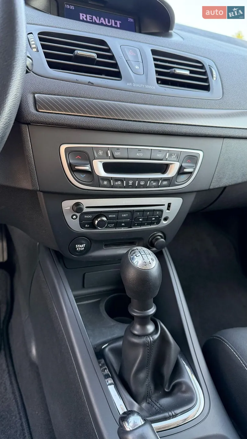2012 Renault Megane - мініатюра 24
