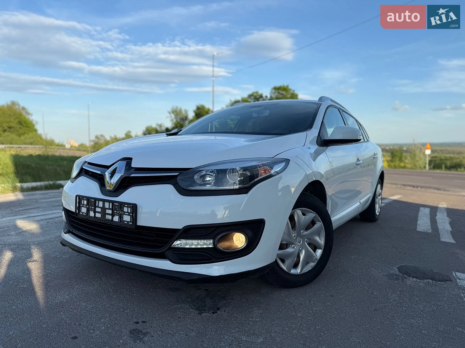 2014 Renault Megane - мініатюра 2