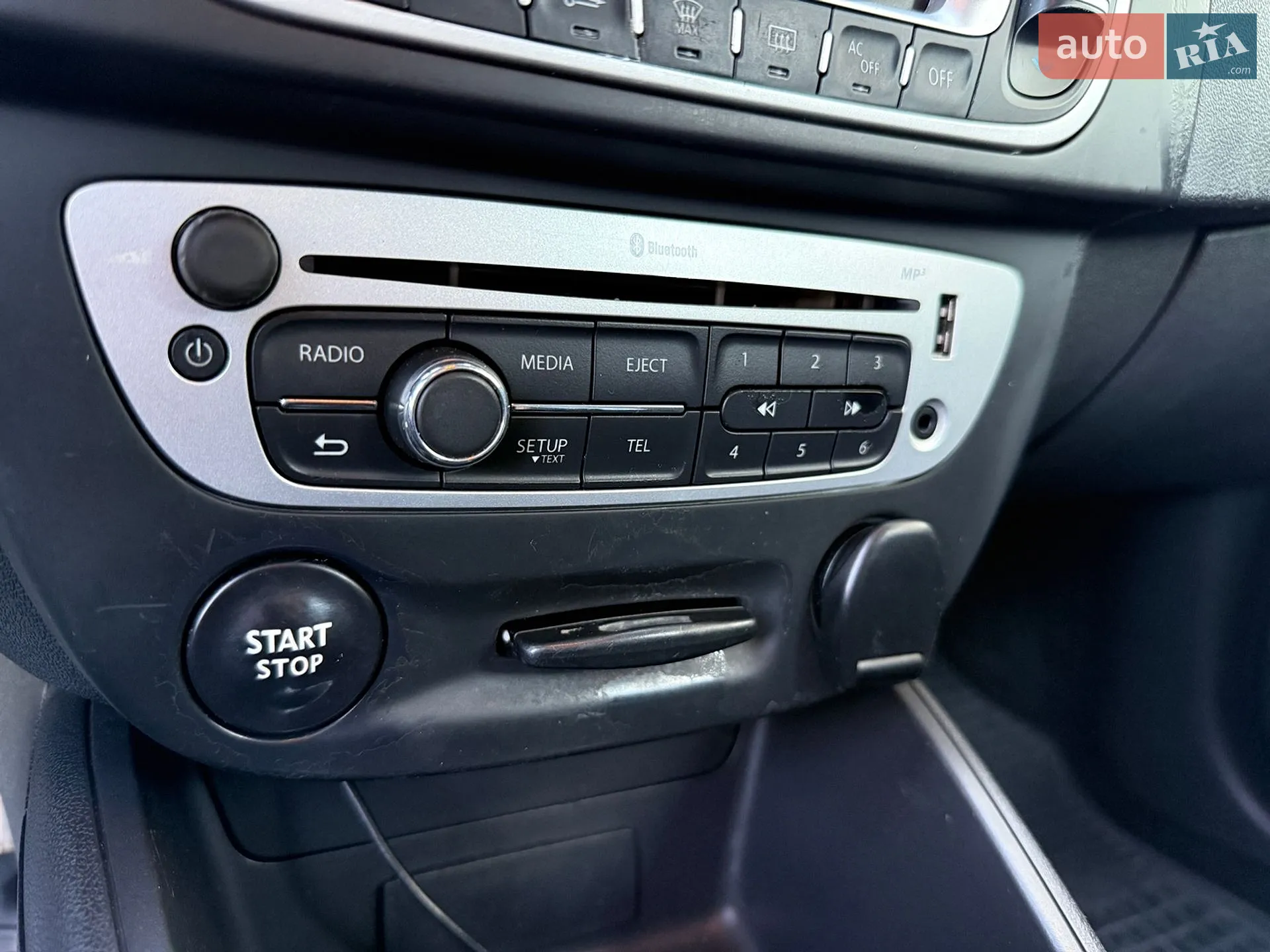 2014 Renault Megane - мініатюра 52