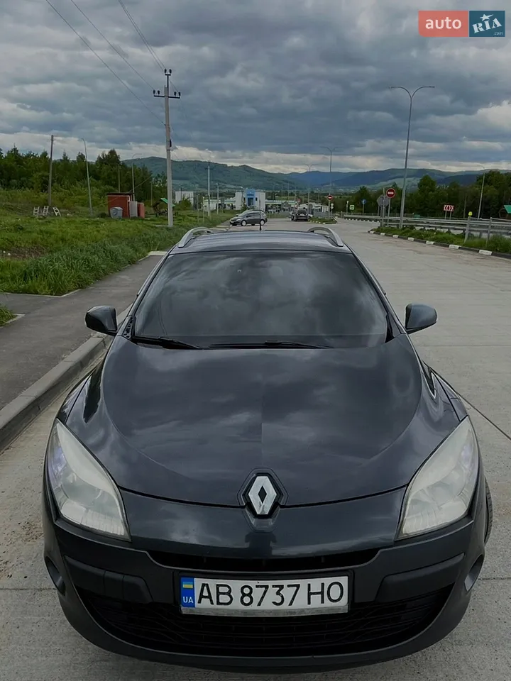 2010 Renault Megane - мініатюра 12