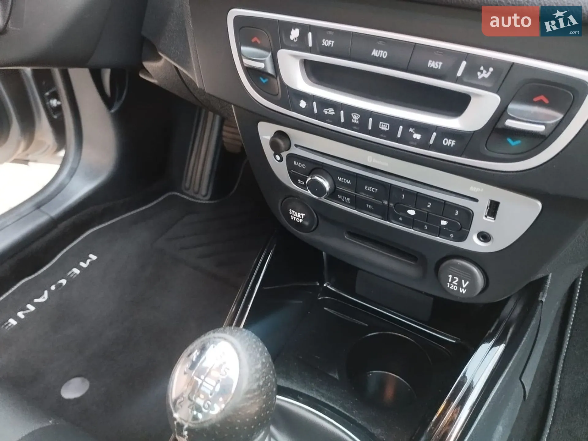 2013 Renault Megane - мініатюра 48