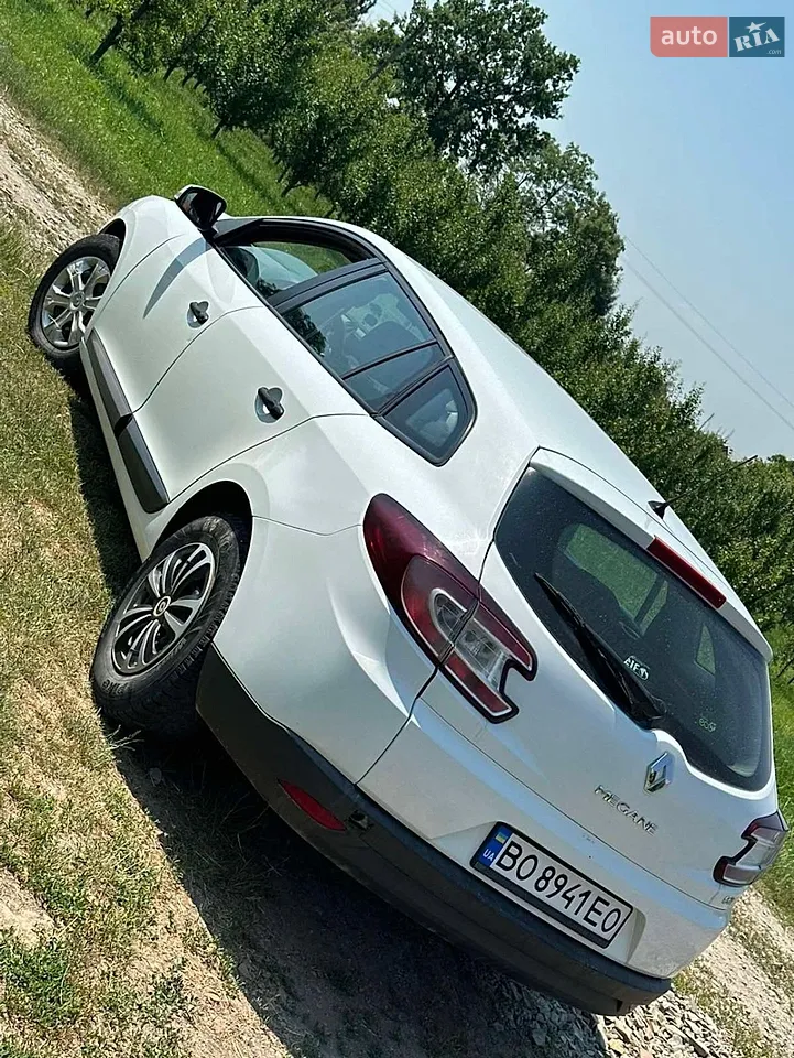 2010 Renault Megane - мініатюра 16