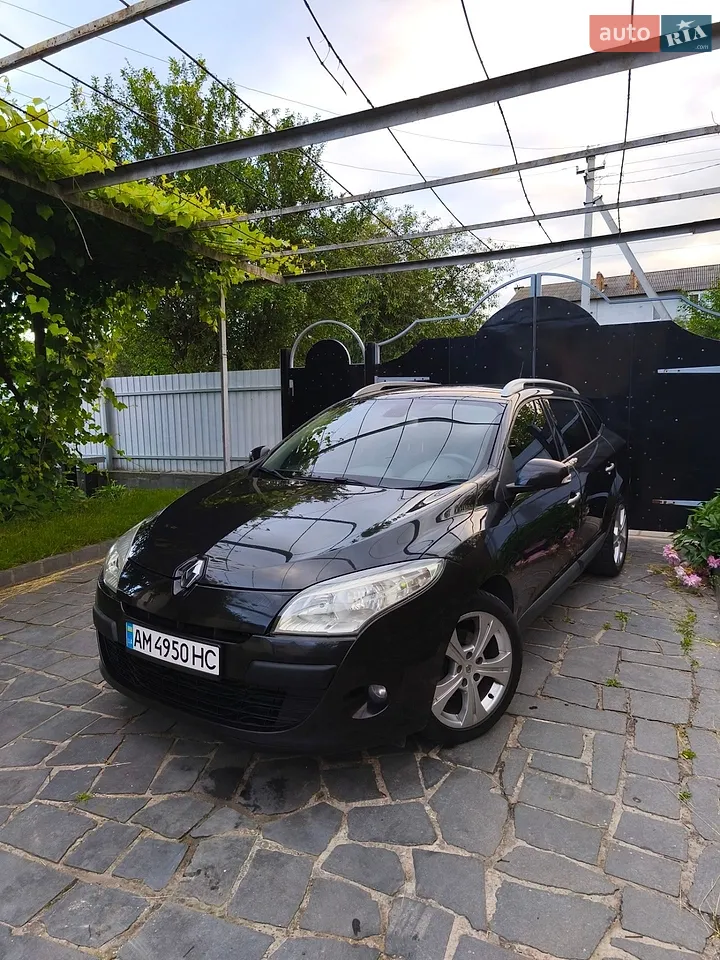 2010 Renault Megane - мініатюра 26