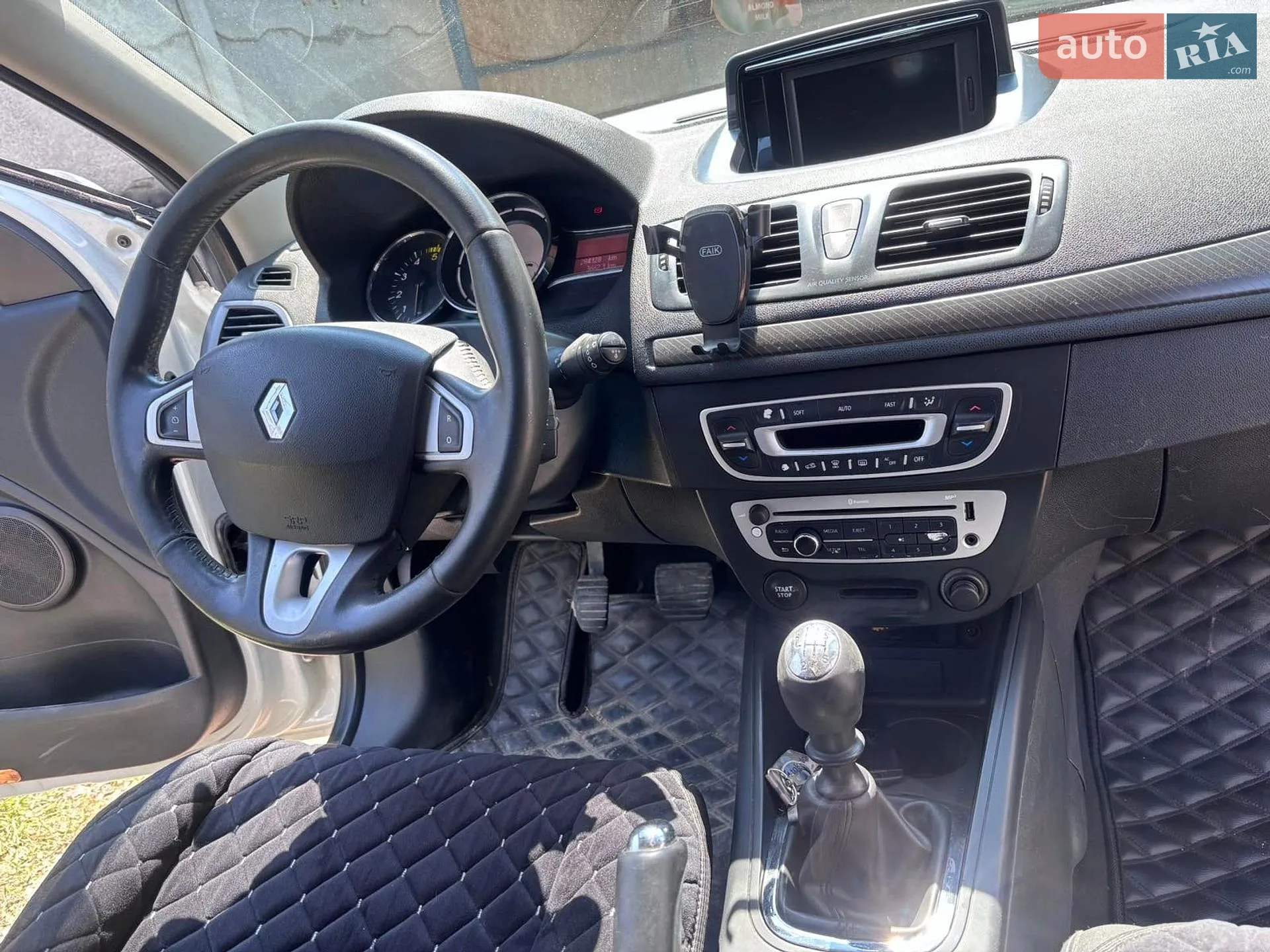 2012 Renault Megane - мініатюра 10