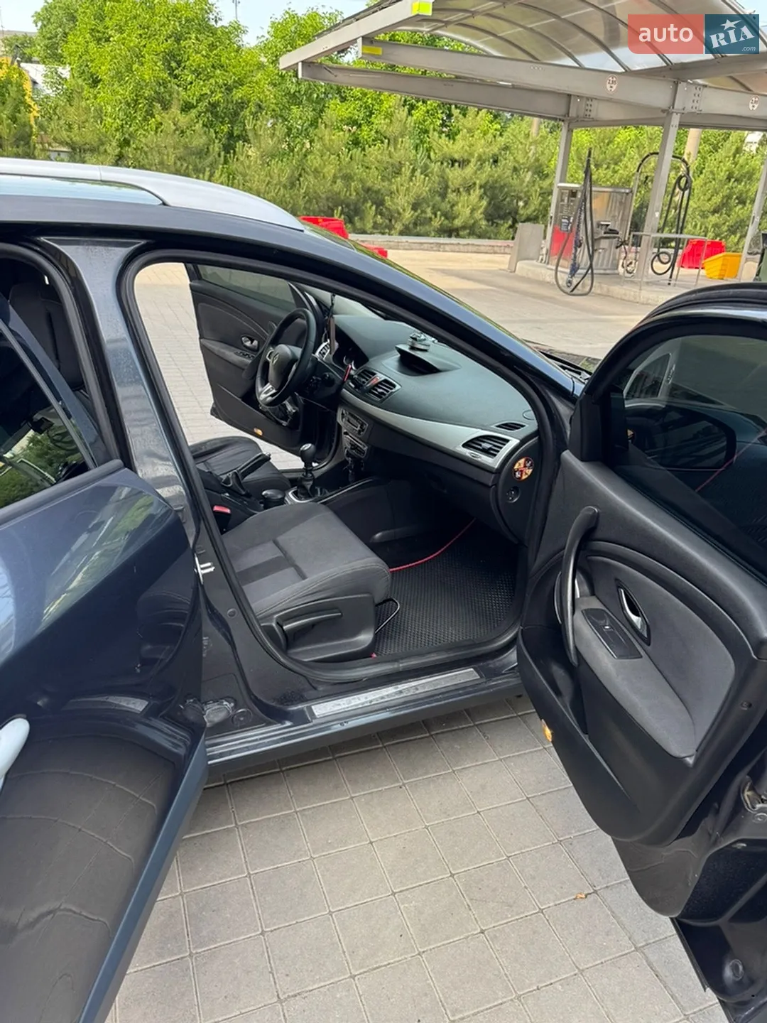 2010 Renault Megane - мініатюра 13