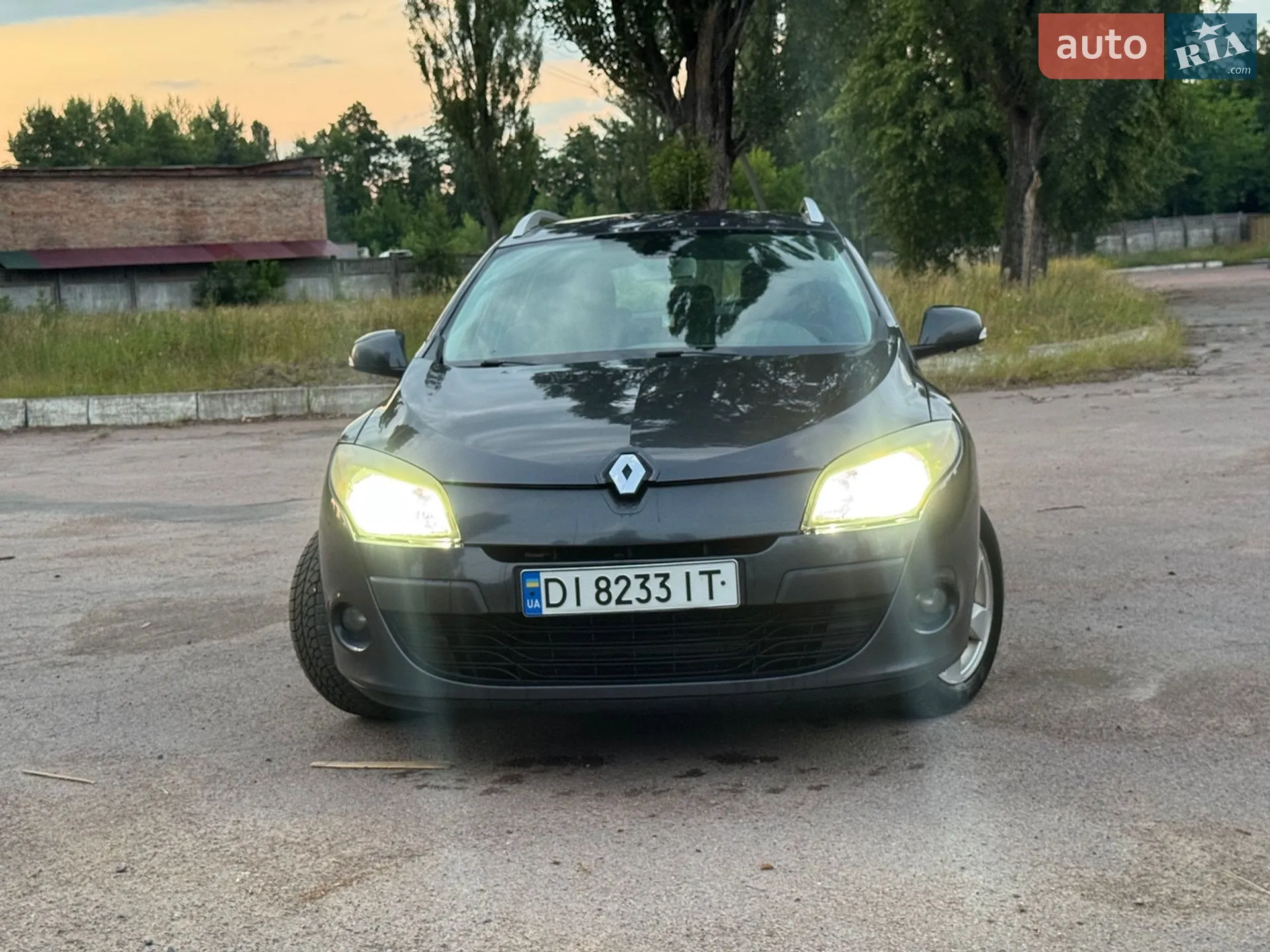 2011 Renault Megane - мініатюра 8