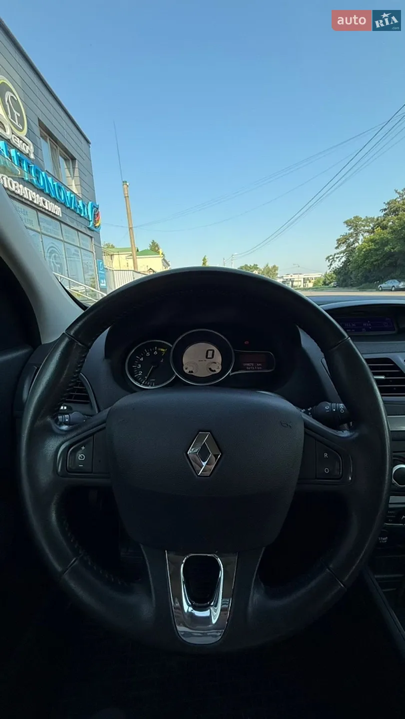 2012 Renault Megane - мініатюра 18
