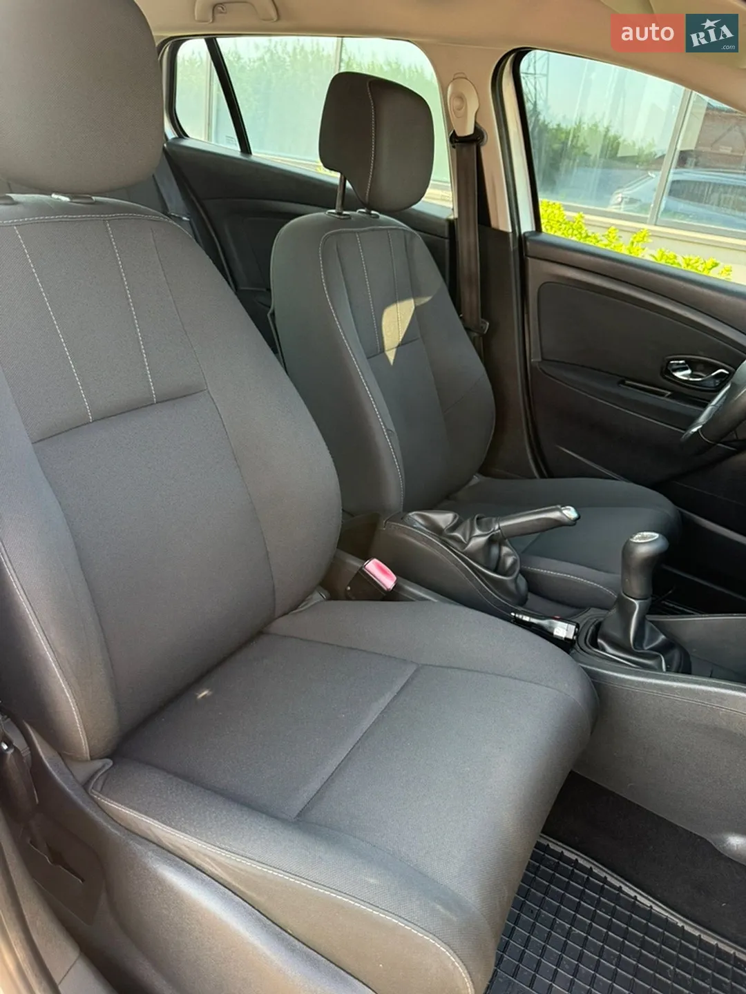 2012 Renault Megane - мініатюра 29
