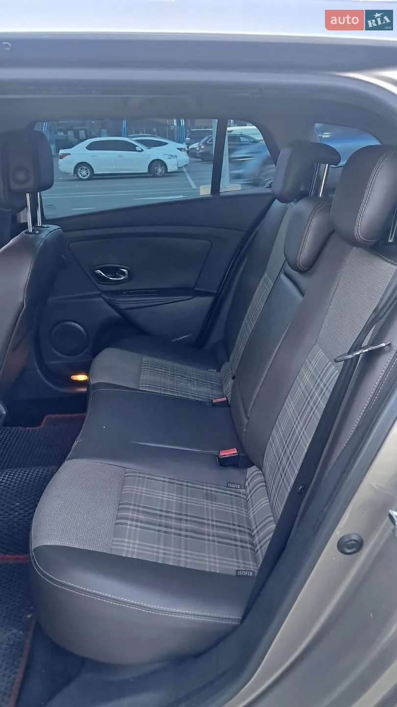 2012 Renault Megane - мініатюра 17