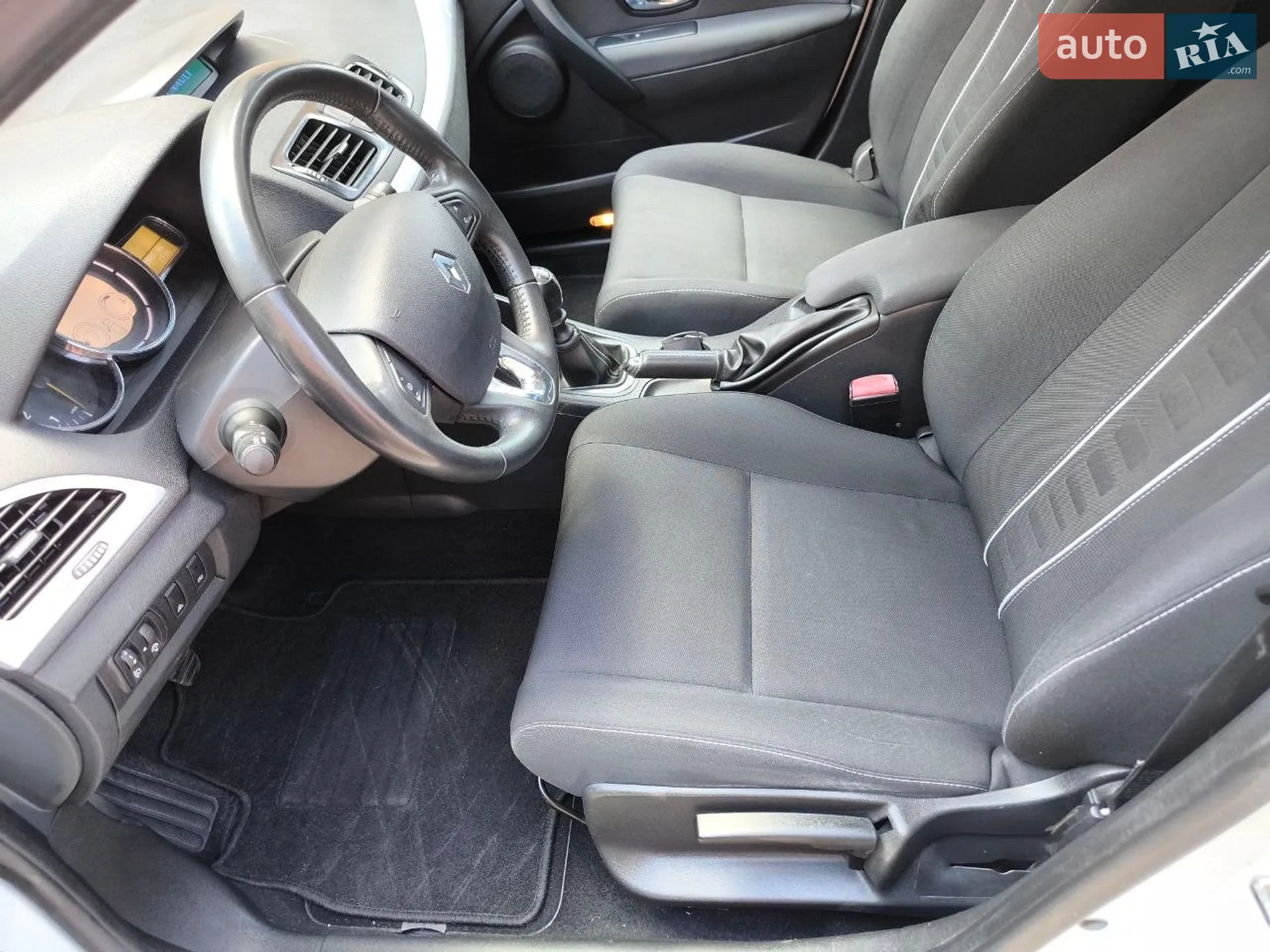 2014 Renault Megane - мініатюра 8