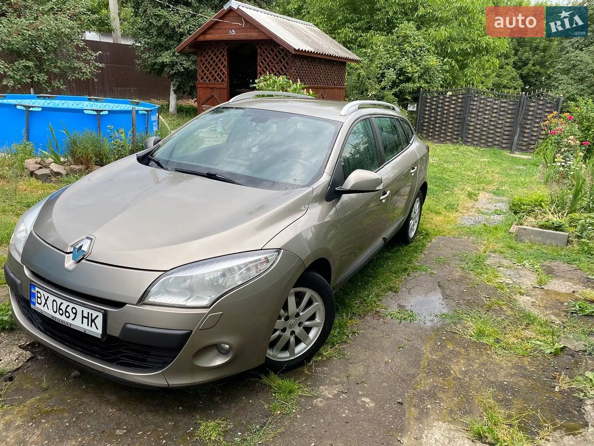 2010 Renault Megane - мініатюра 2