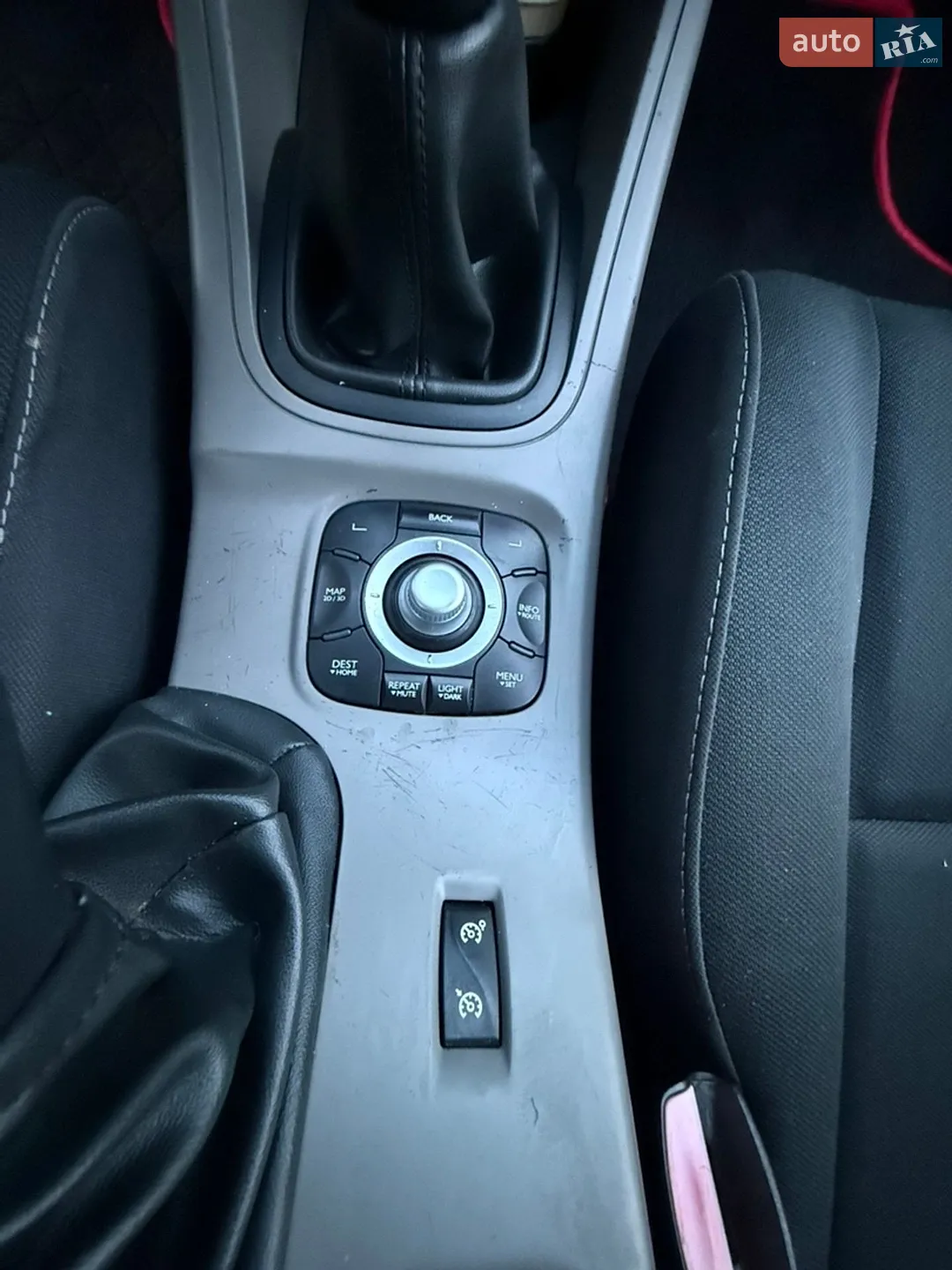 2013 Renault Megane - мініатюра 48