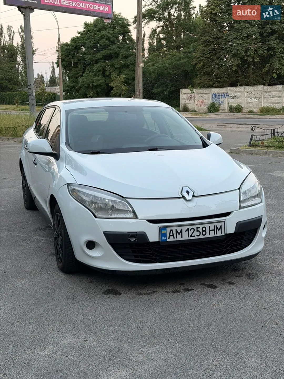 2010 Renault Megane - мініатюра 4