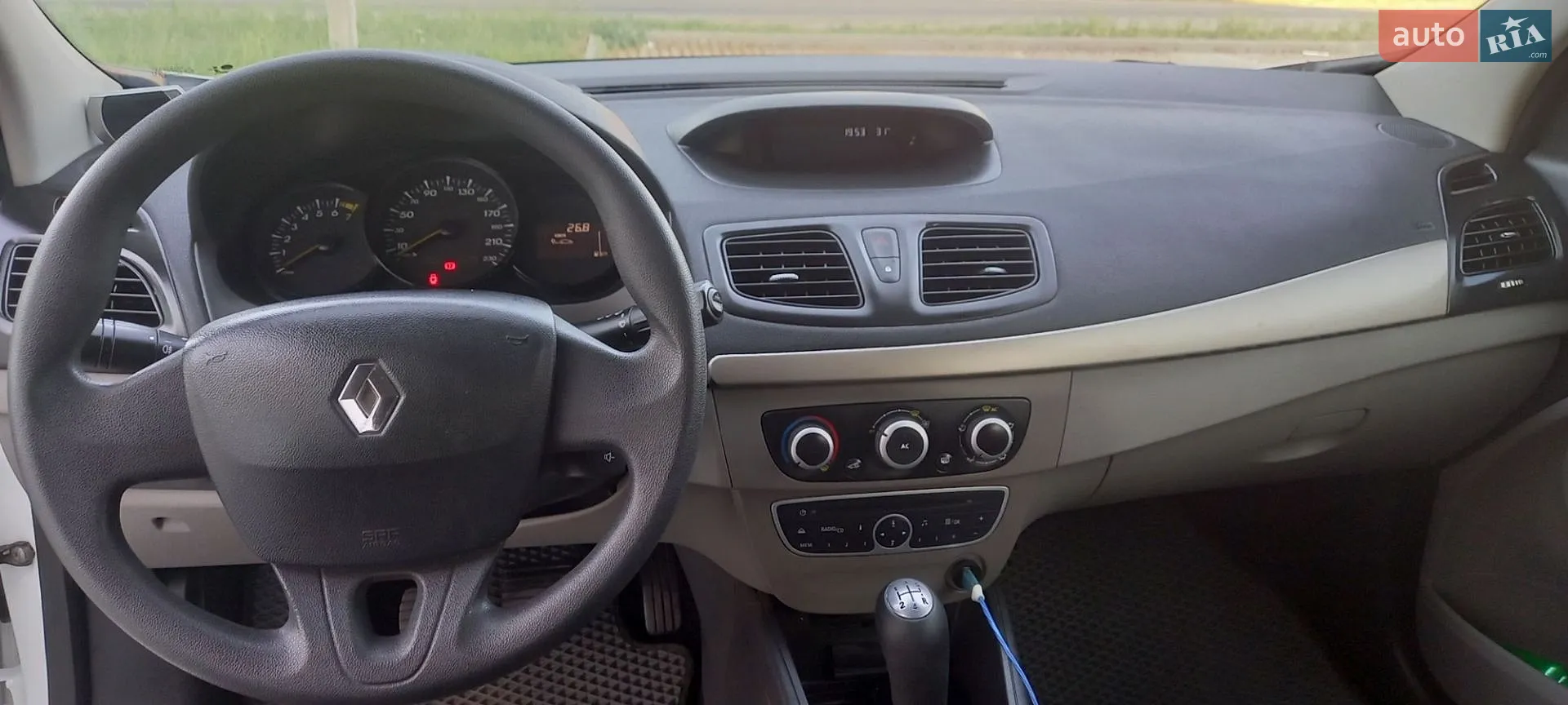 2012 Renault Megane - мініатюра 27