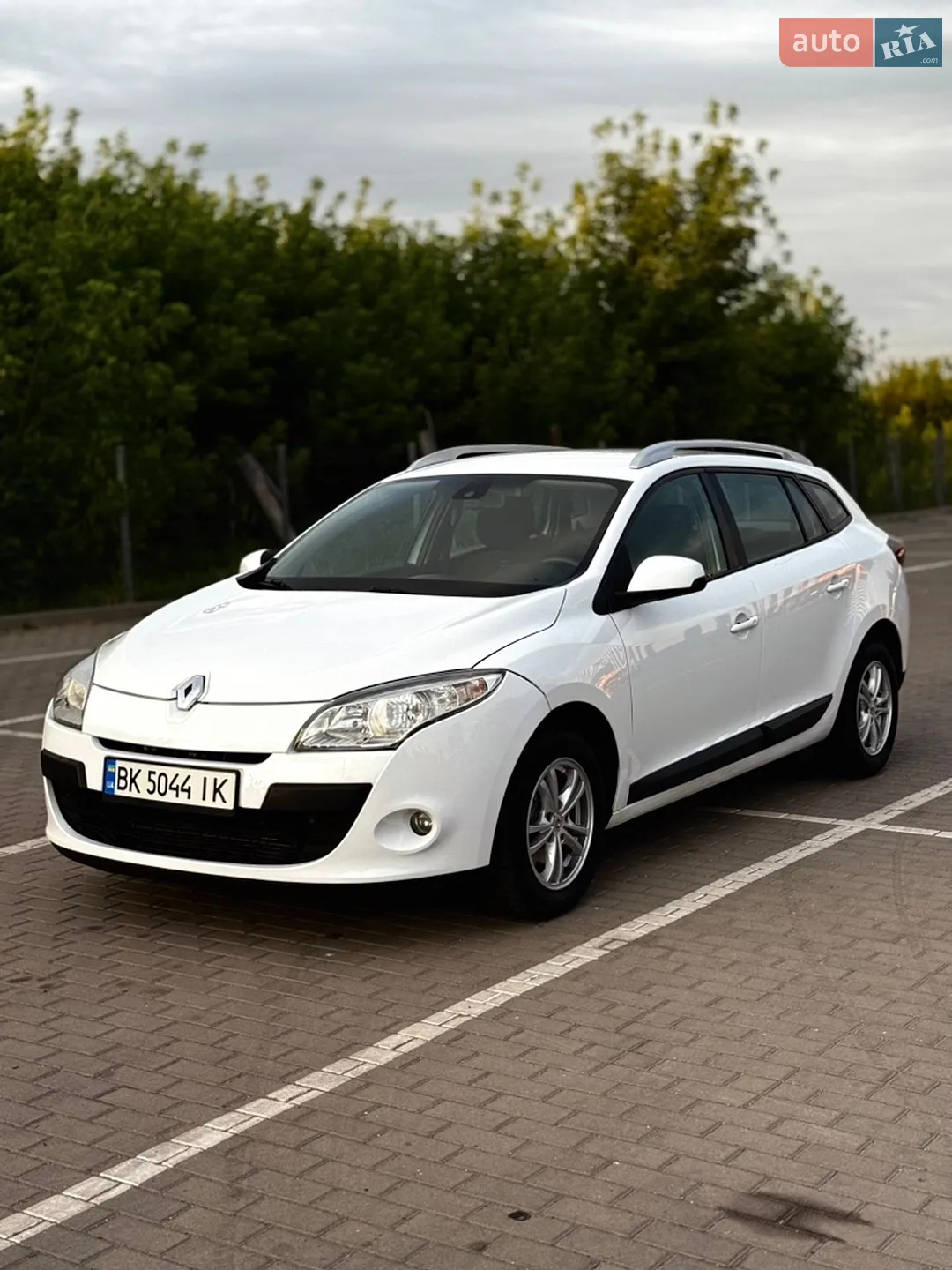 2010 Renault Megane - мініатюра 2