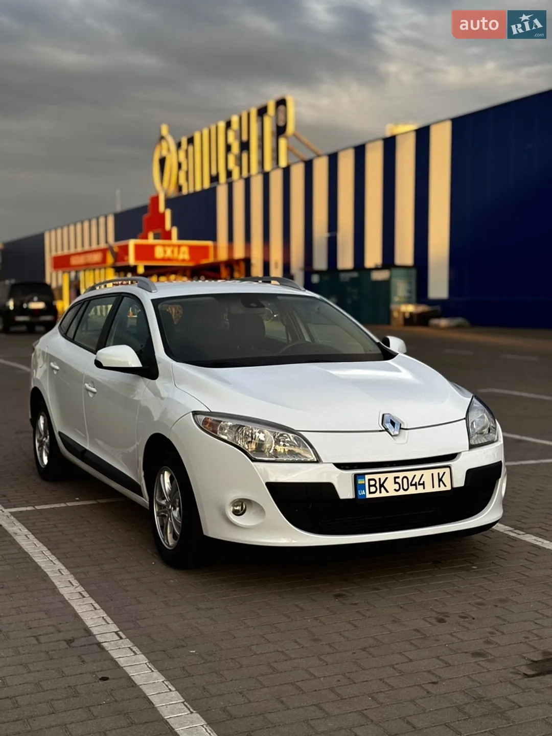 2010 Renault Megane - мініатюра 8
