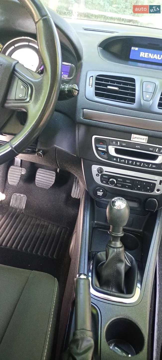 2015 Renault Megane - мініатюра 28