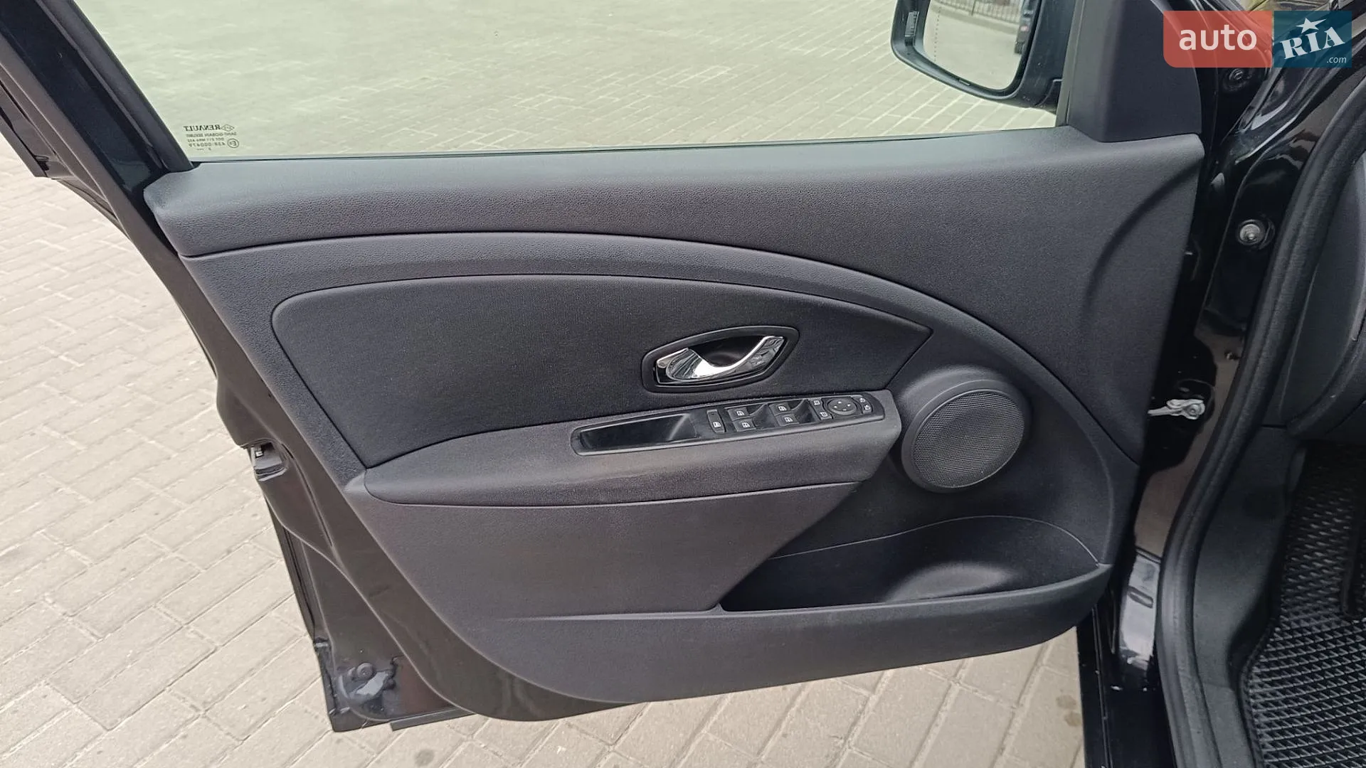 2013 Renault Megane - мініатюра 12