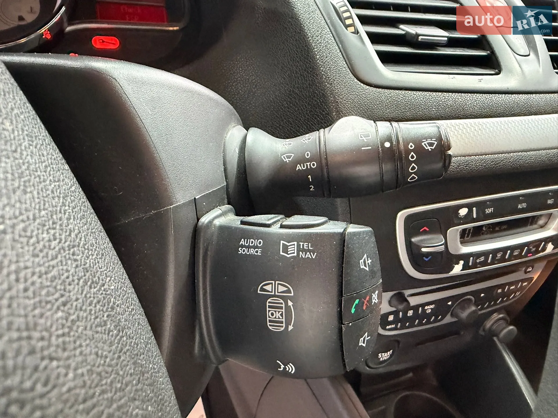 2010 Renault Megane - мініатюра 14