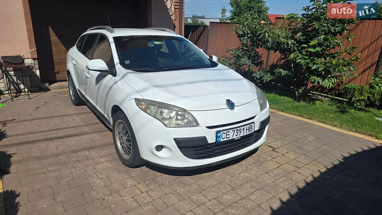 2010 Renault Megane - мініатюра 25