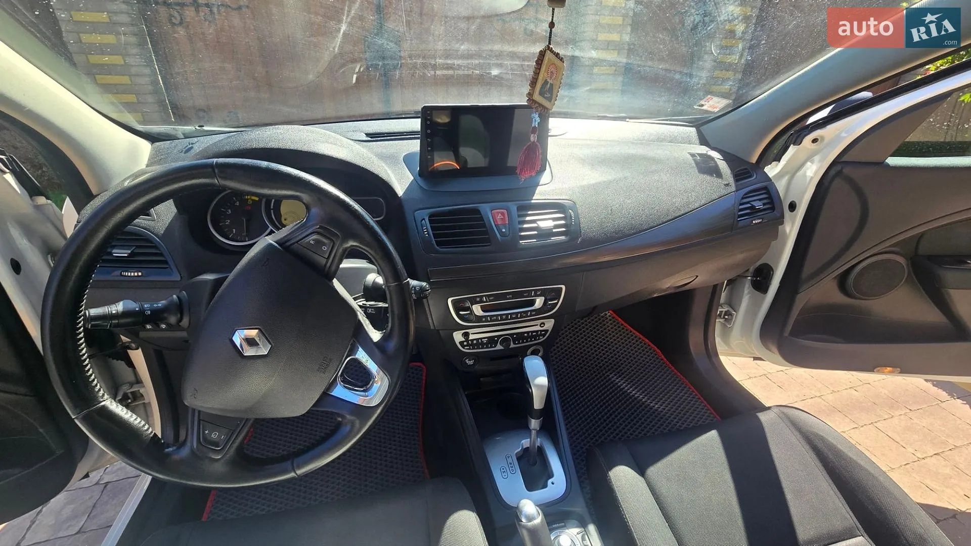 2010 Renault Megane - мініатюра 19