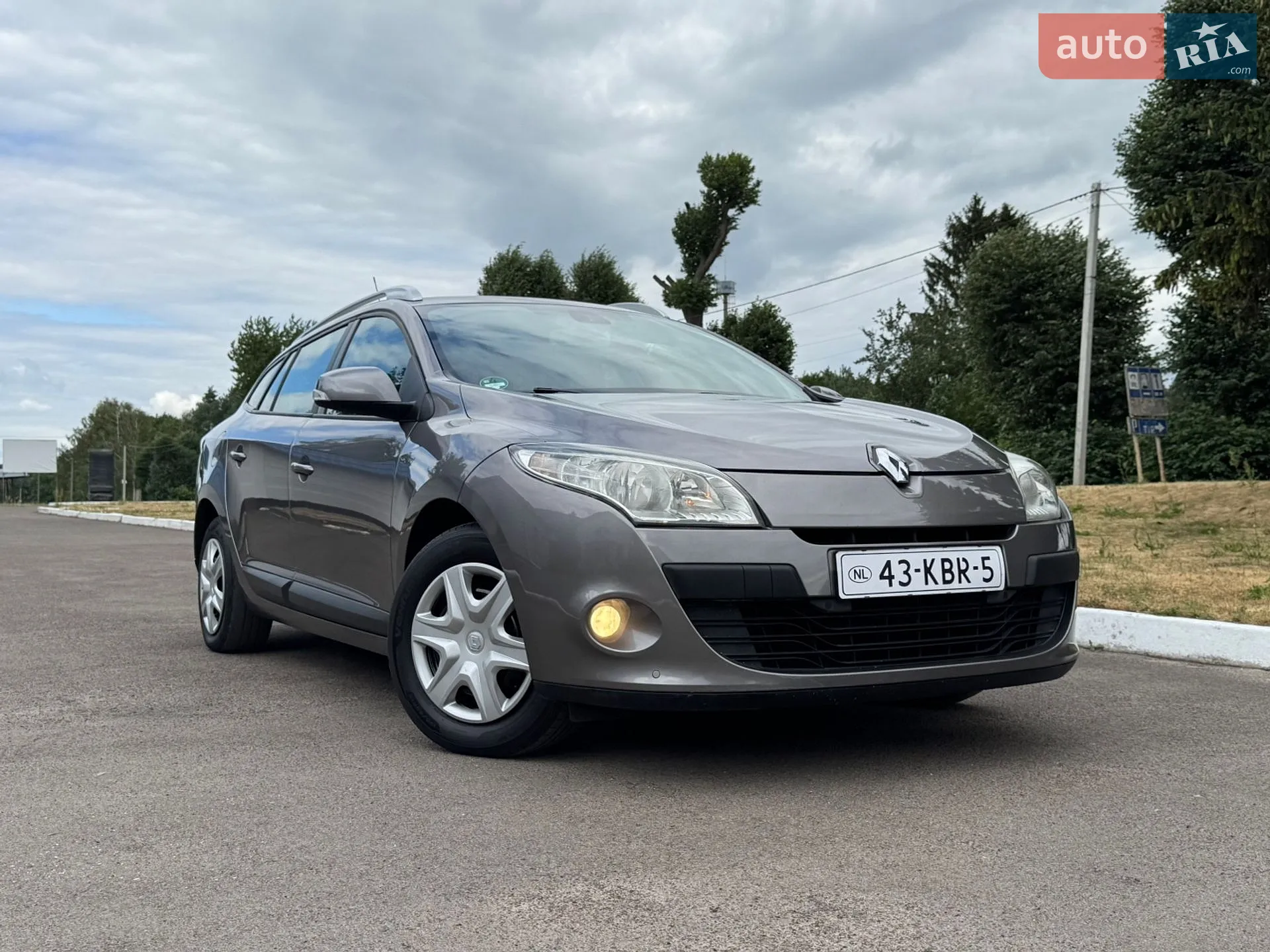 2010 Renault Megane - мініатюра 2