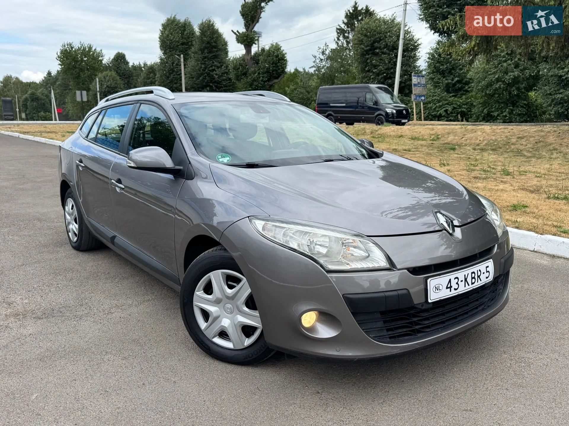 2010 Renault Megane - мініатюра 11