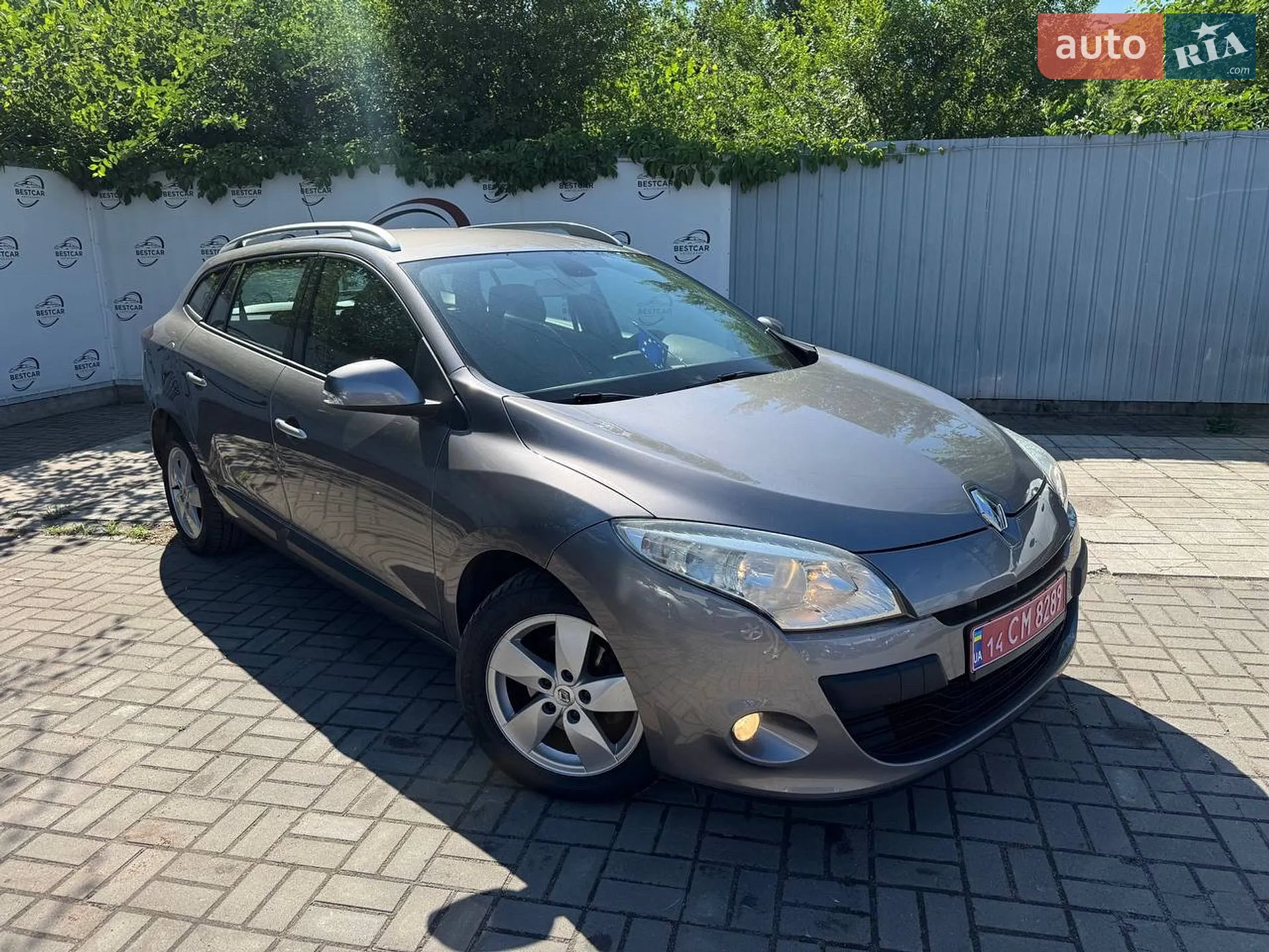 2010 Renault Megane - мініатюра 2