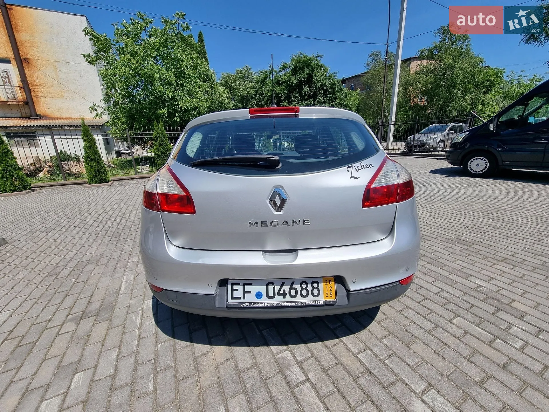 2010 Renault Megane - мініатюра 2