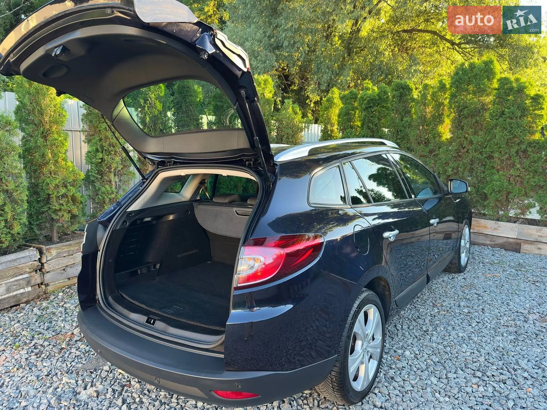 2010 Renault Megane - мініатюра 128