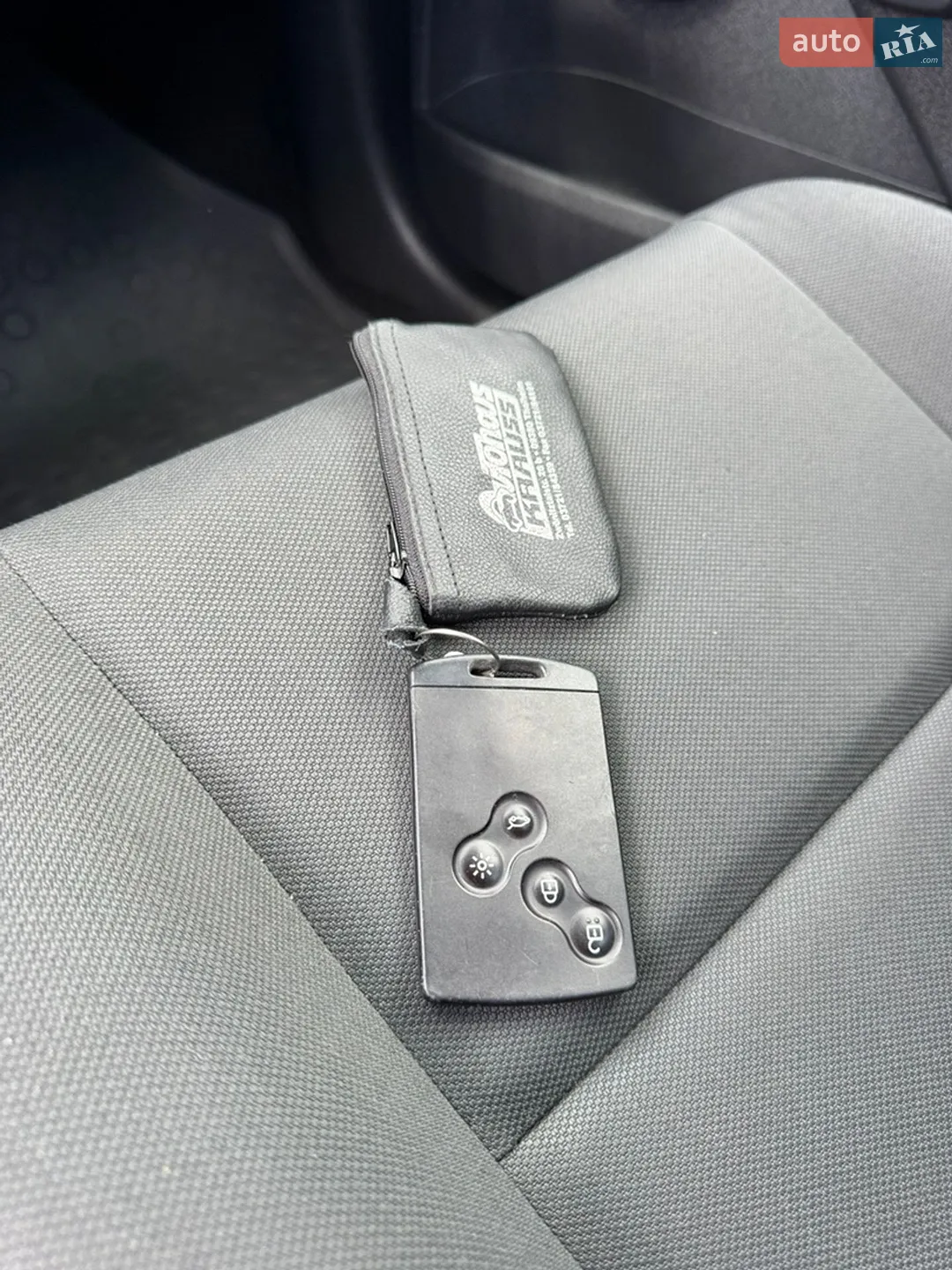 2010 Renault Megane - мініатюра 38