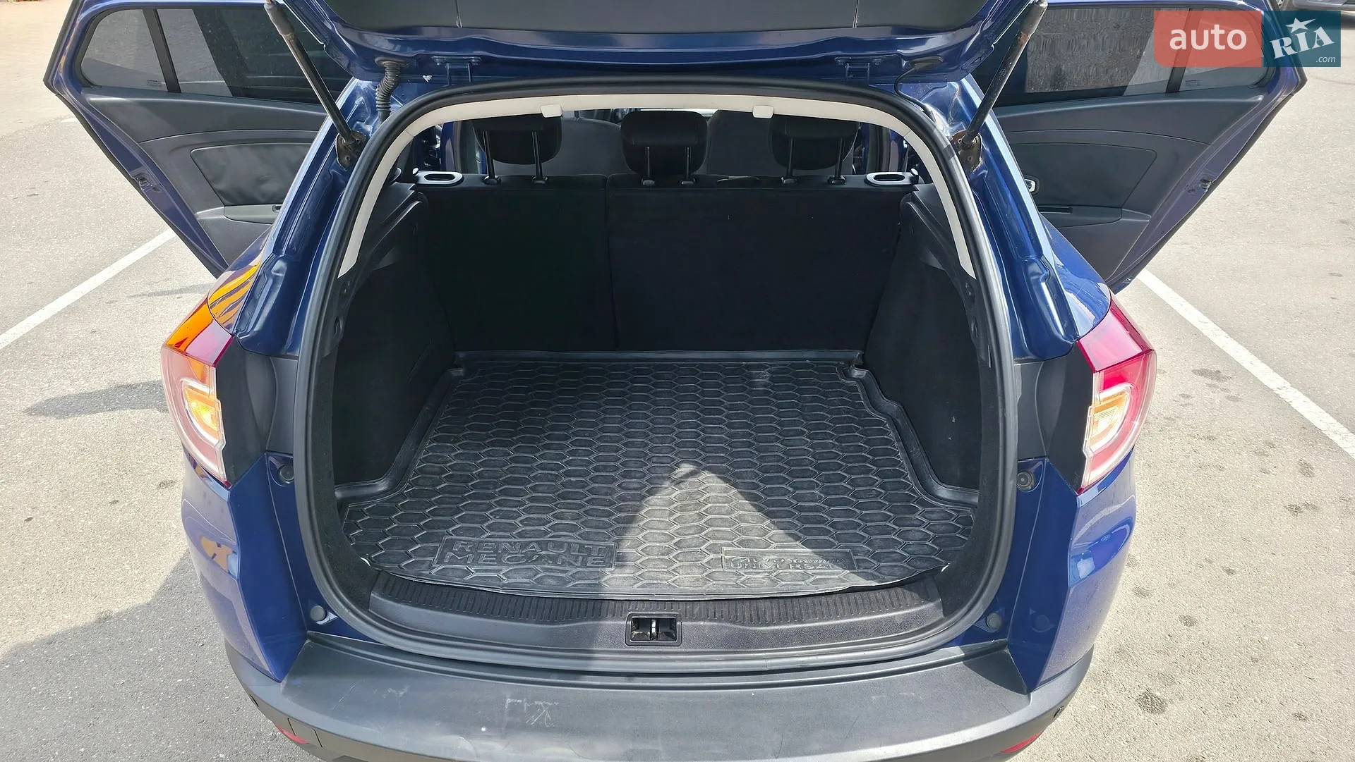2012 Renault Megane - мініатюра 12