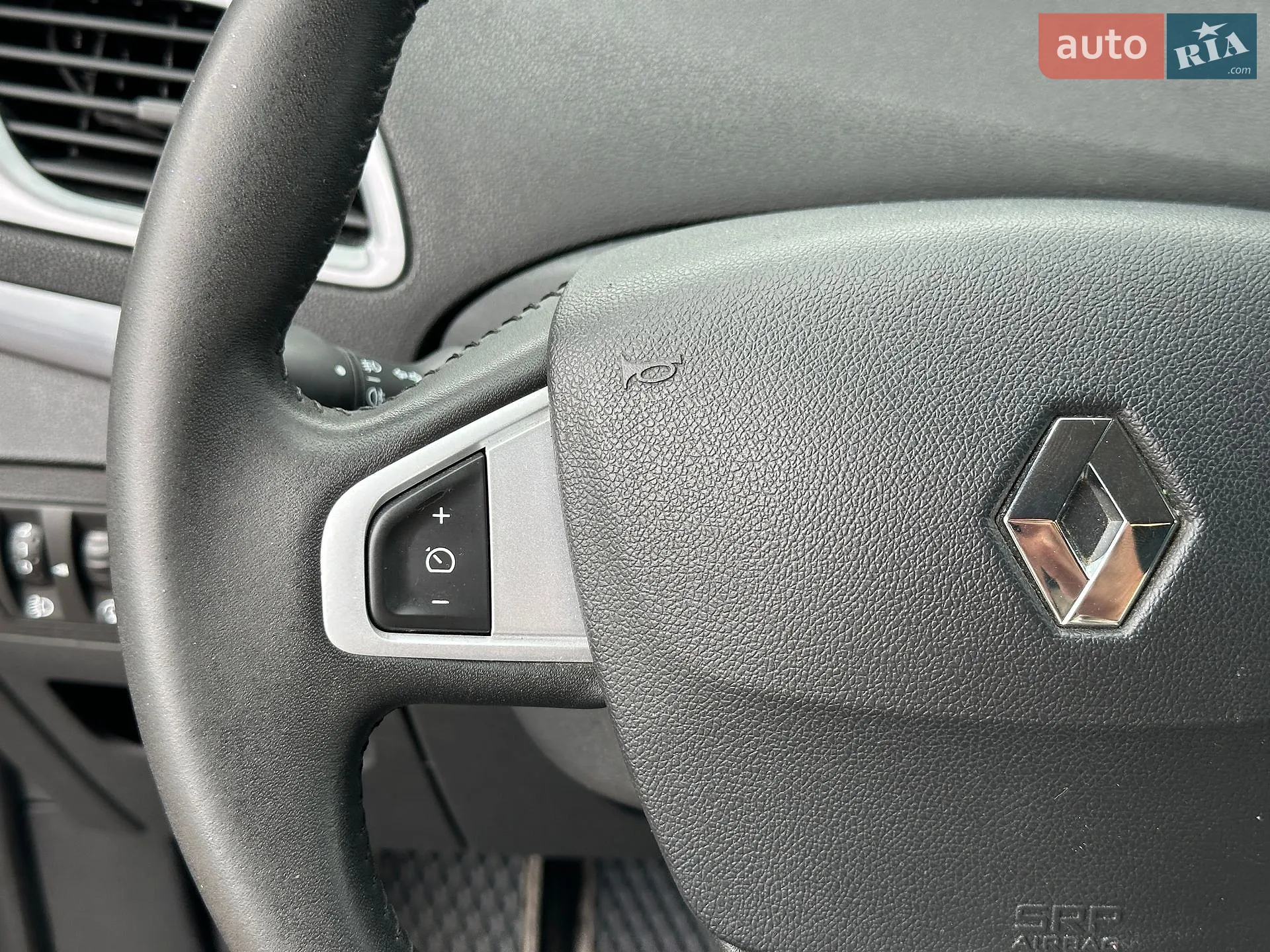 2011 Renault Megane - мініатюра 22