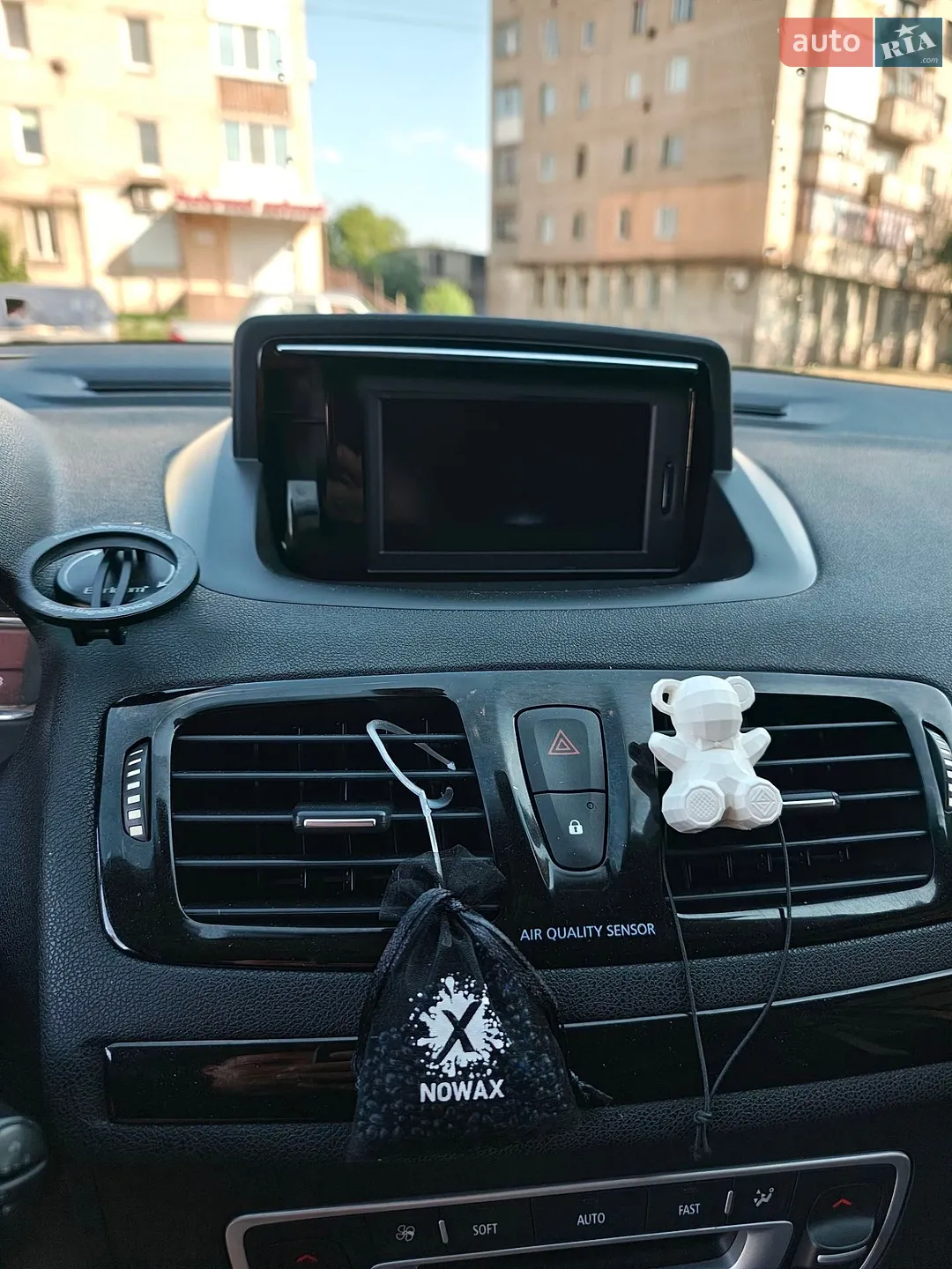 2013 Renault Megane - мініатюра 25