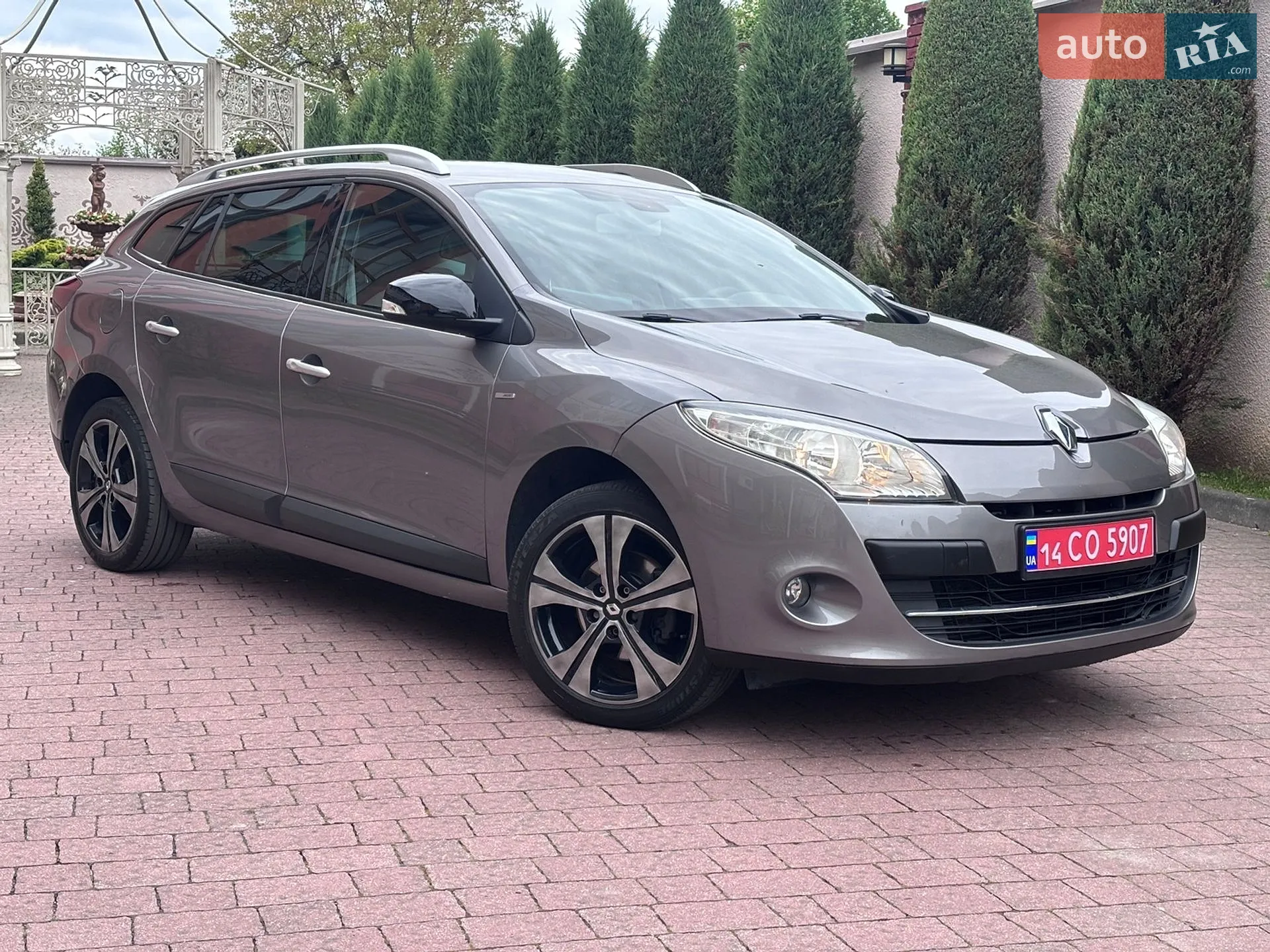 2011 Renault Megane - мініатюра 36
